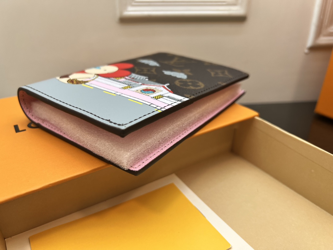 Leather Passport Holder Texture