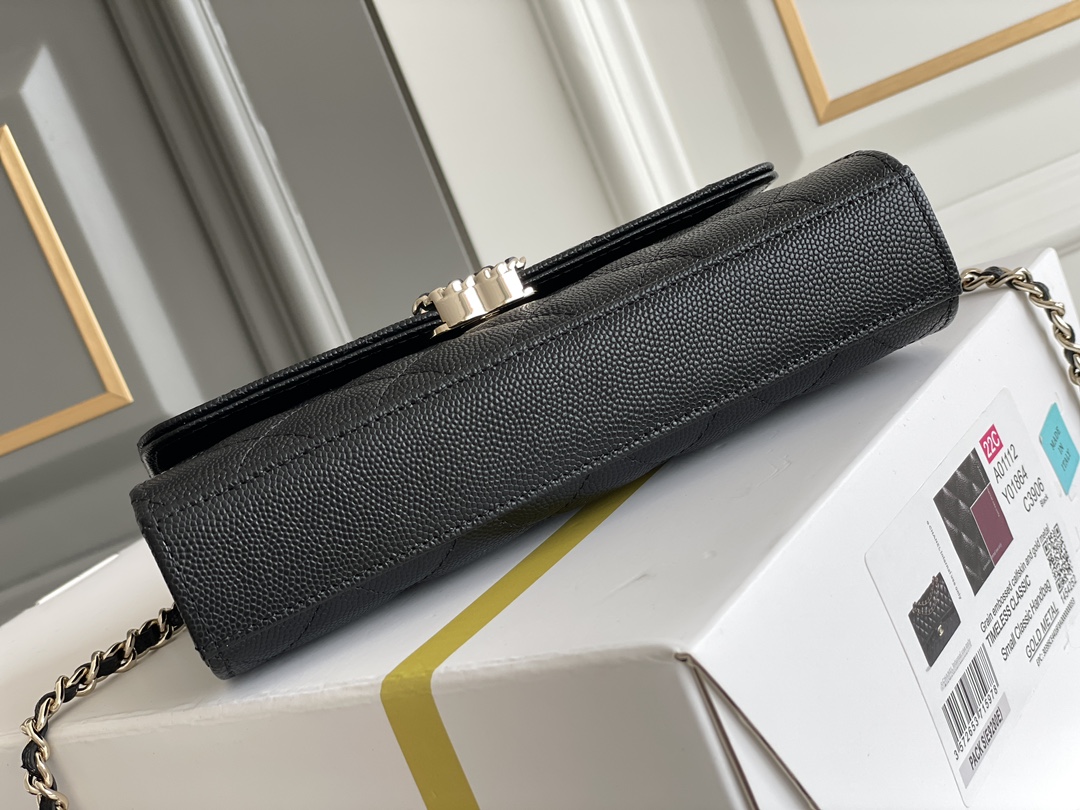 🌼白金版▪️正品级 包装如图包邮截止至休假发售🌱皮穿链手柄𝐤𝐞𝐥𝐥𝐲手机包𝑪𝒉𝒂𝒏𝒆𝒍 𝟐𝟑𝐏｜黑色♥𝐳