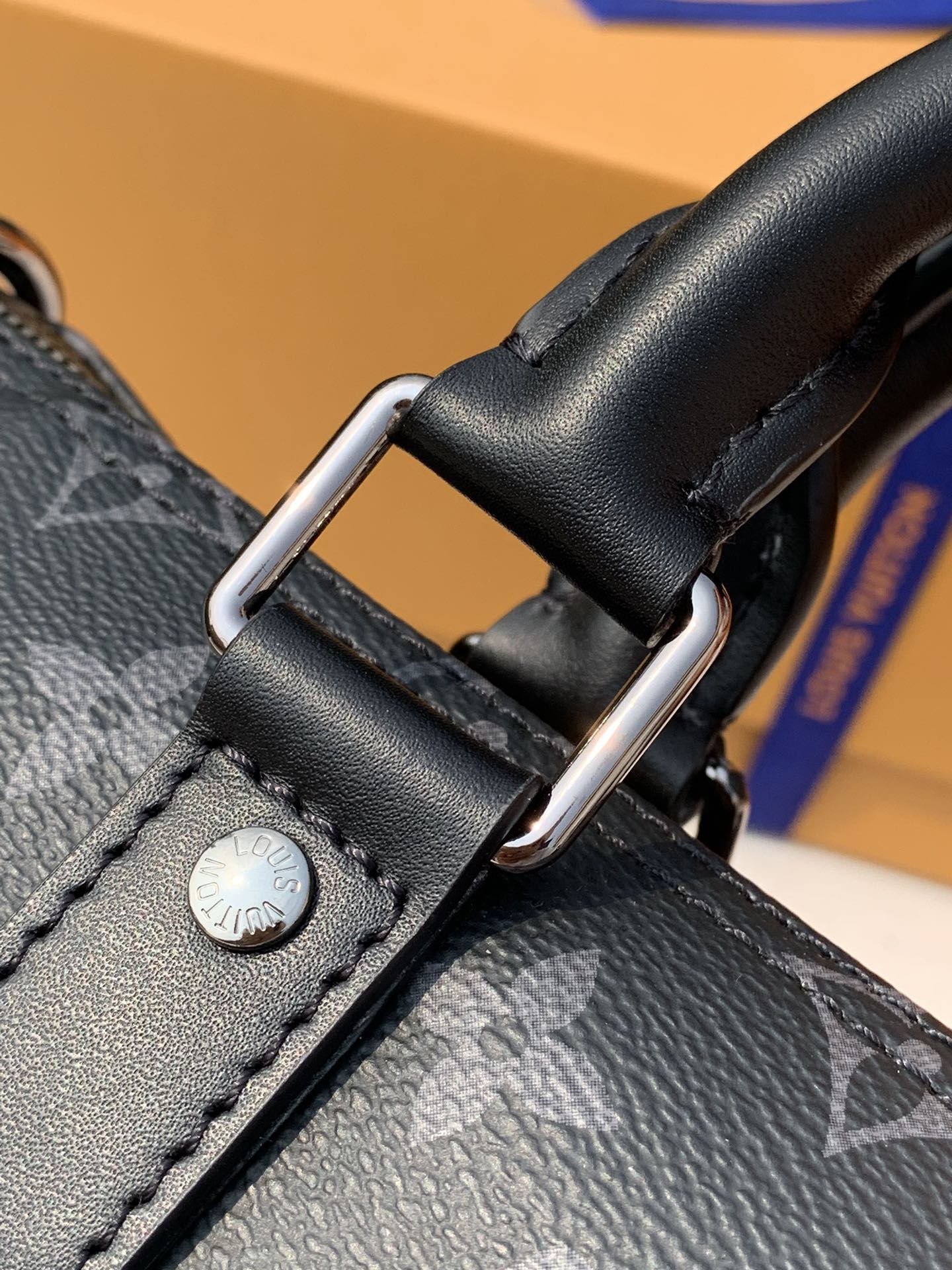 🌼 m46271 尺寸25×15×11cm大家期待已久LV KEE🌼PALL 25黑灰老花终于出大货了，