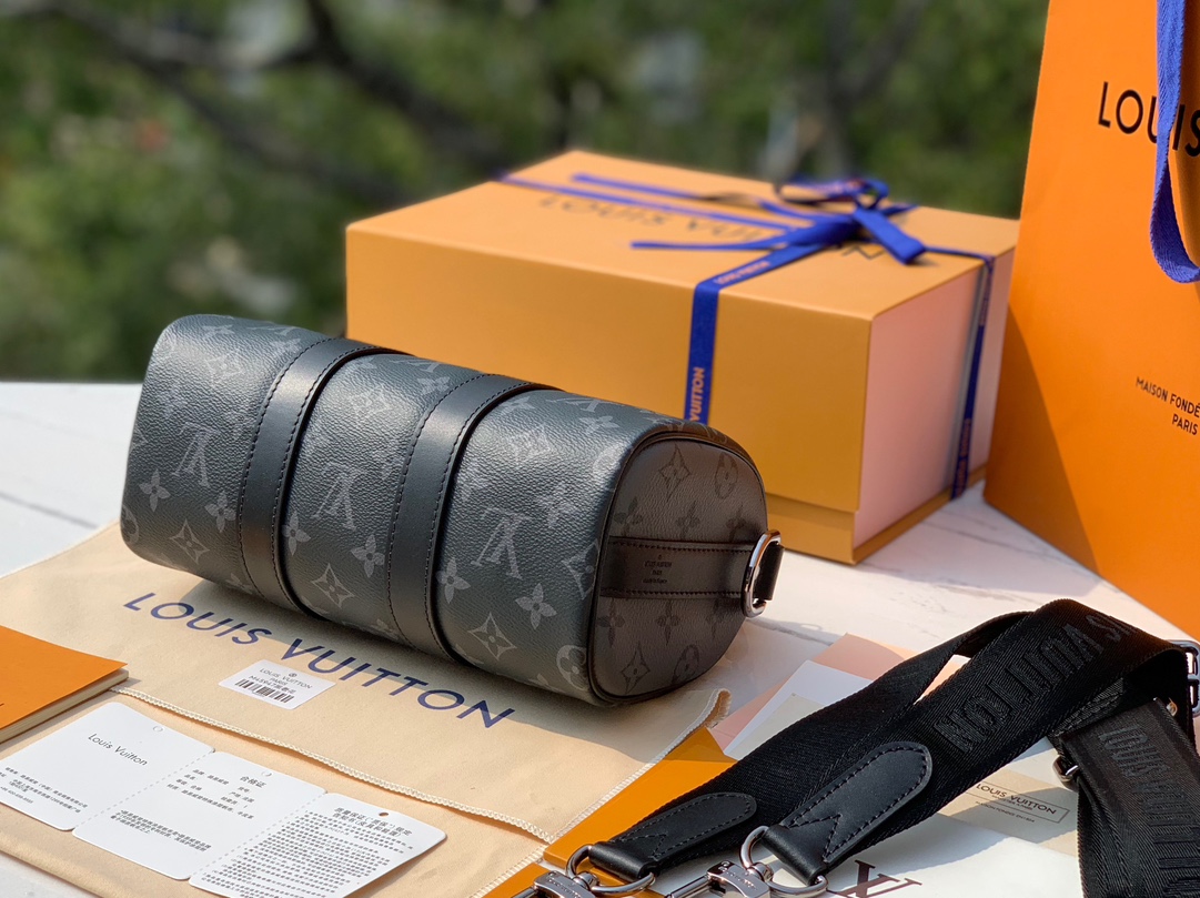 🌼 m46271 尺寸25×15×11cm大家期待已久LV KEE🌼PALL 25黑灰老花终于出大货了，