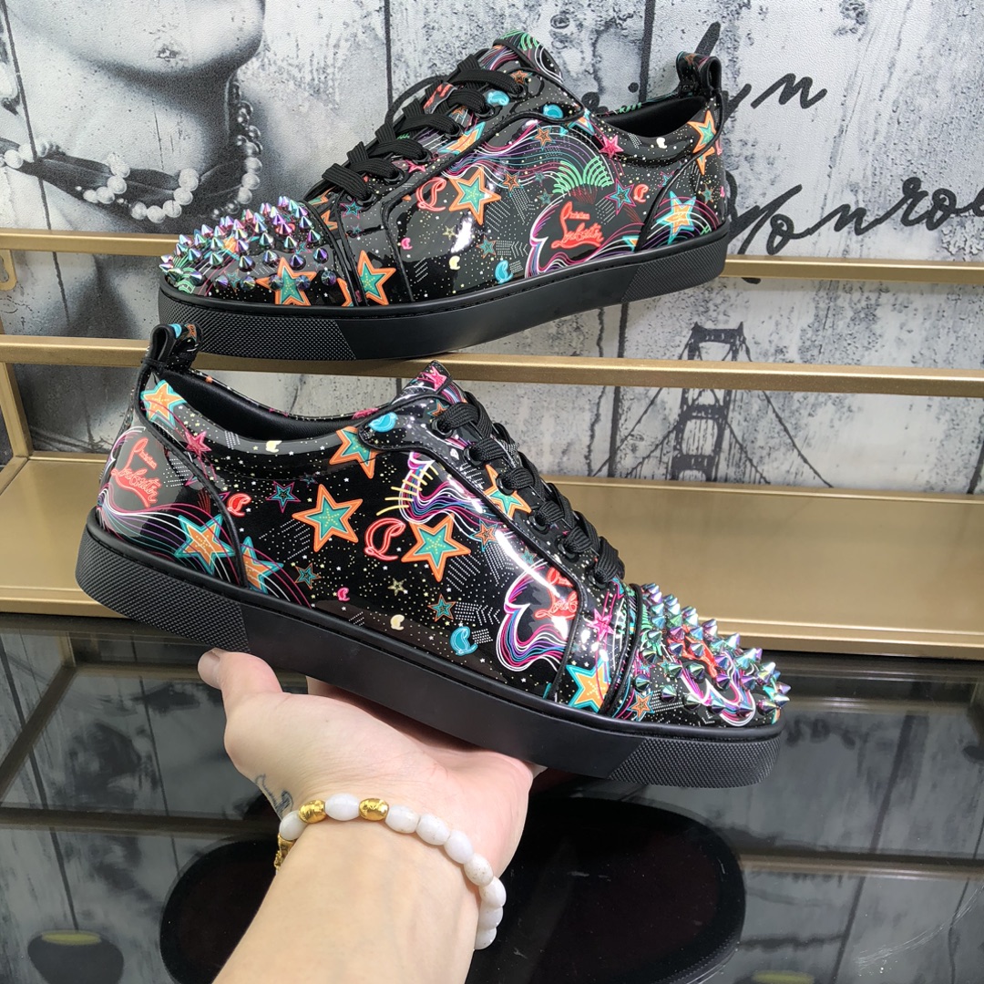 250christian louboutin(CL) Estilo completo , zapatos de tabla casuales Modelos calientes exclusivos 