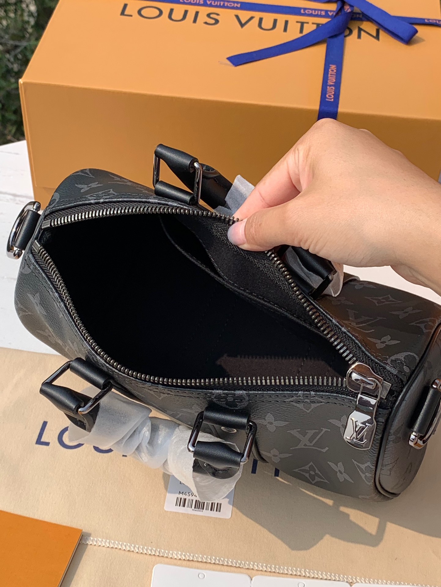 🌼 m46271 尺寸25×15×11cm大家期待已久LV KEE🌼PALL 25黑灰老花终于出大货了，