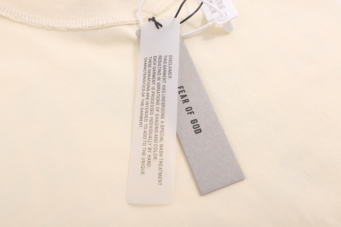 FOG ESSENTIALS 短袖服装 5