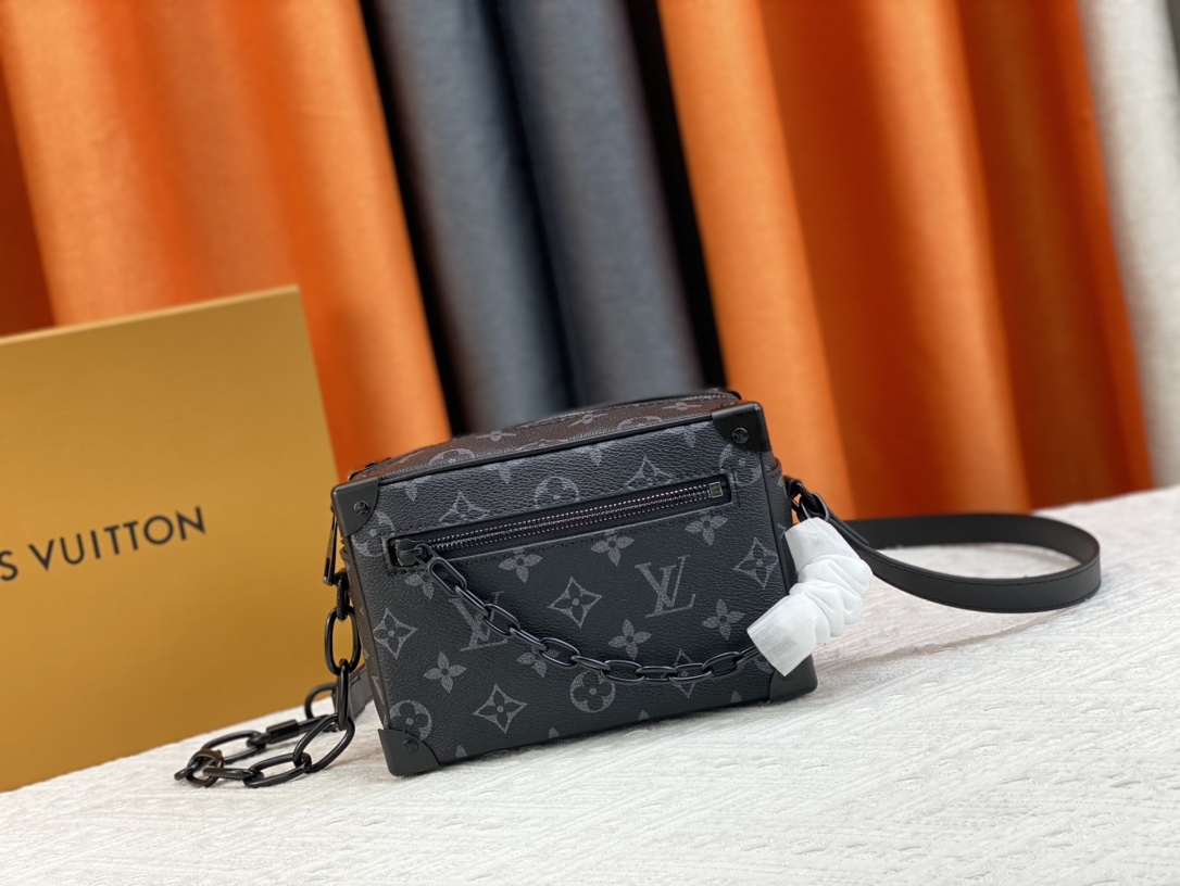 Louis Vuitton LV Soft Trunk Crossbody & Shoulder Bags Chains M44735