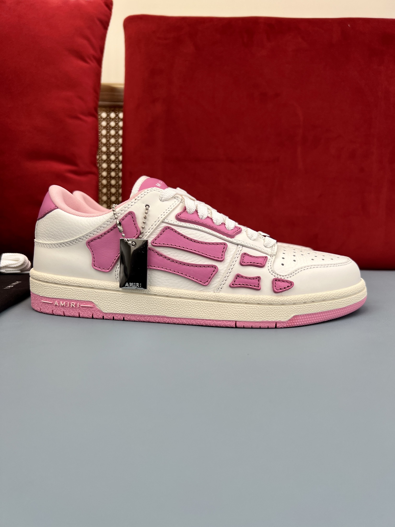 Women's model 👩🏻 price, Amiri bone casual sneakers