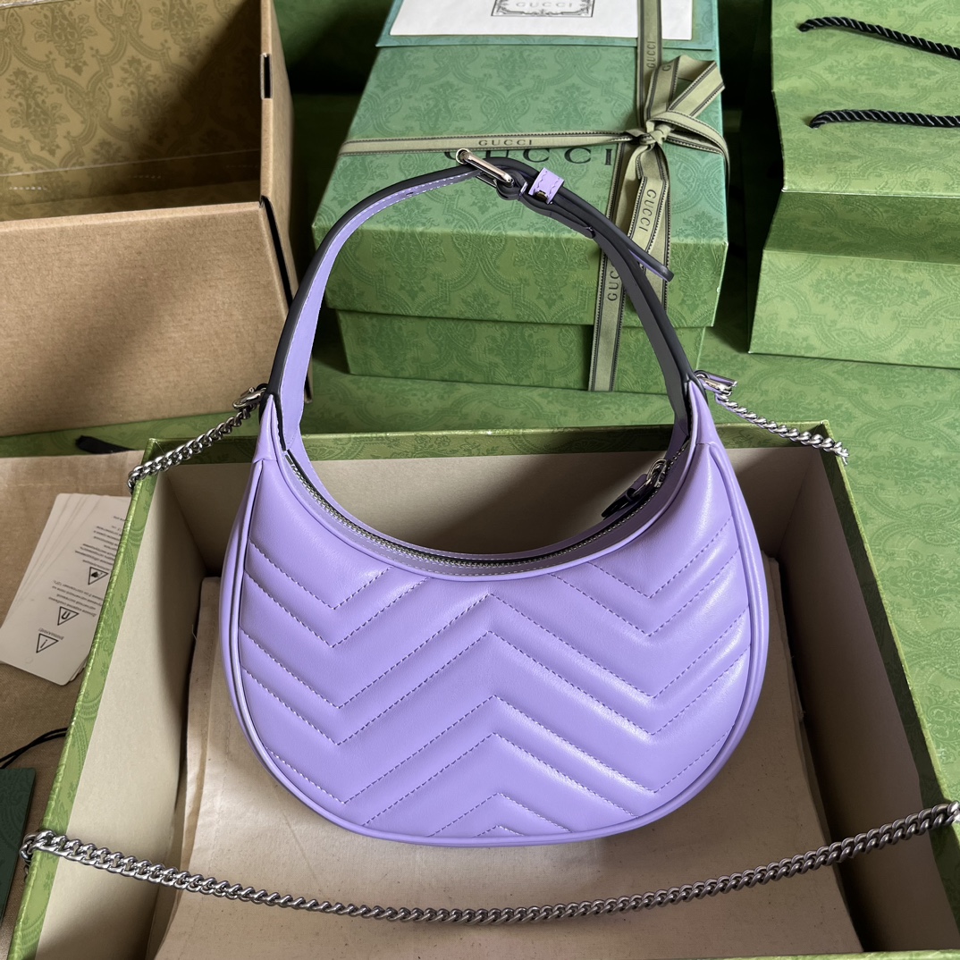 Gucci GG Marmont系列绗缝迷你手袋