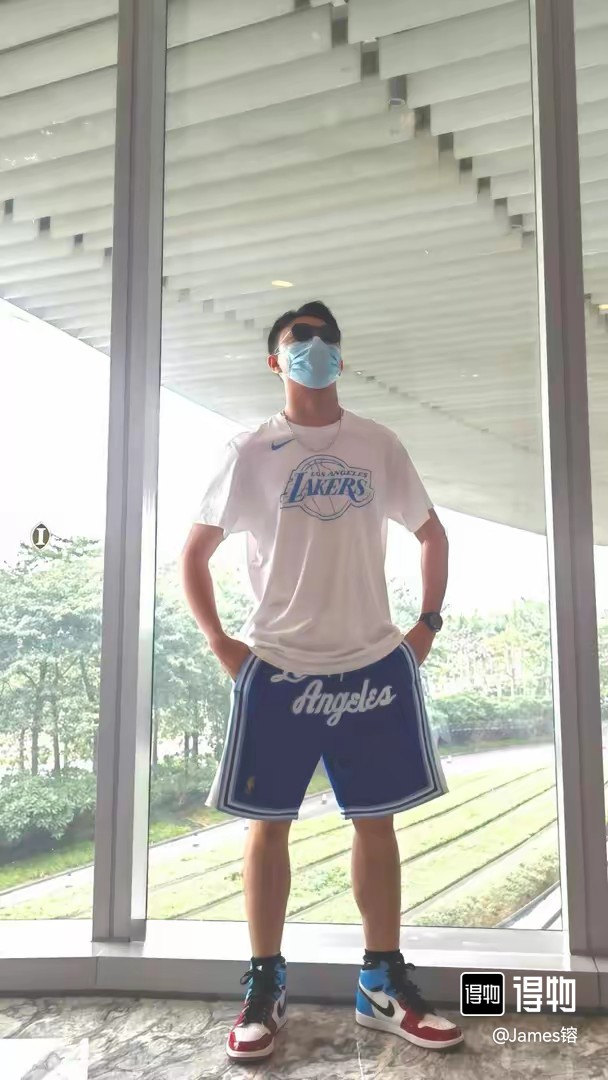 James Lakers: Latest Retrospective Basketball Shorts Sold Out in 21 Years - 图片 2