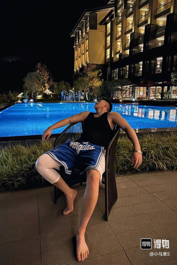 James Lakers: Latest Retrospective Basketball Shorts Sold Out in 21 Years - 图片 3