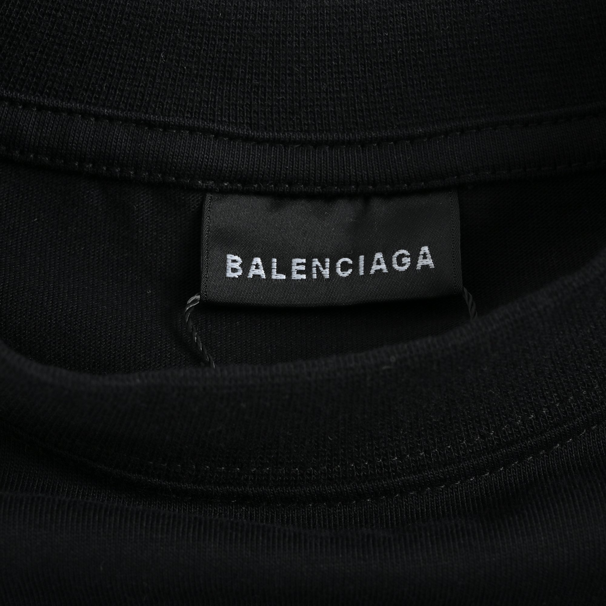 Balenciaga/巴黎世家 23ss 满印微章logo短袖