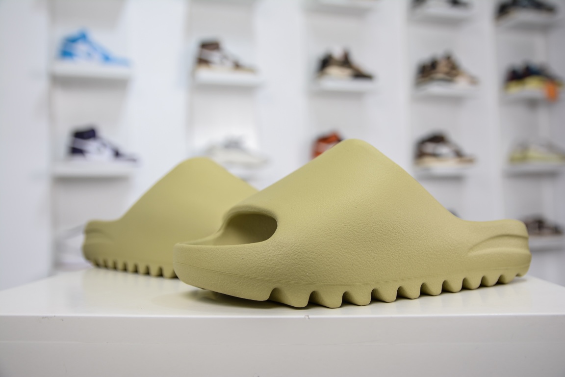 Pure original welfare Adidas Originals Yeezy Slide collection