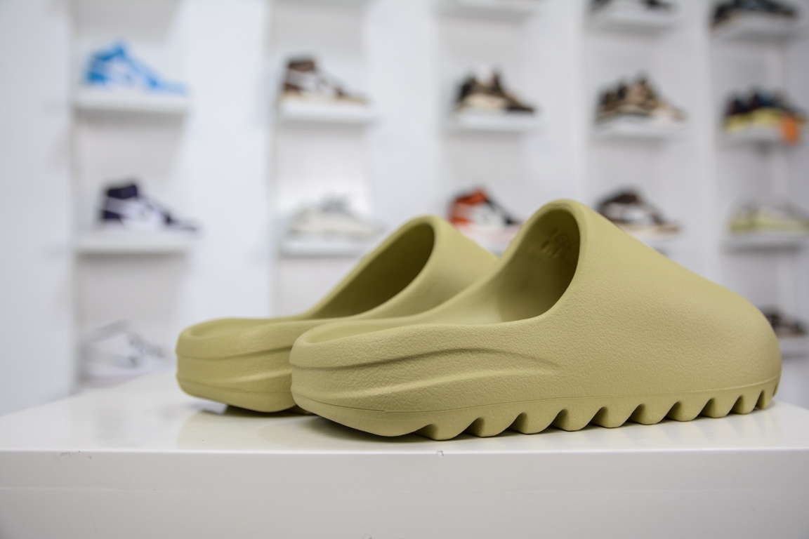 Pure original welfare Adidas Originals Yeezy Slide collection