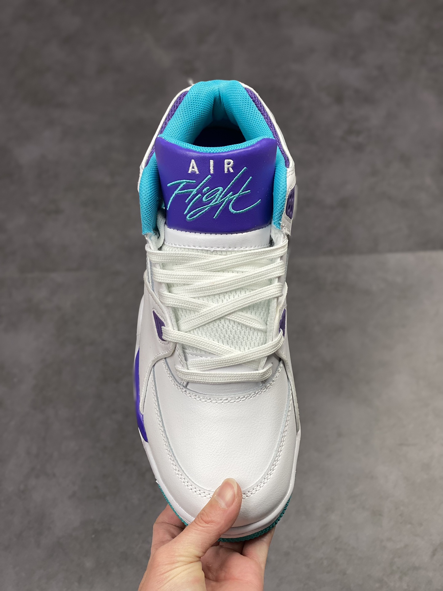 230 Nike Air Flight 89 皮革高帮复古篮球鞋 306252-113