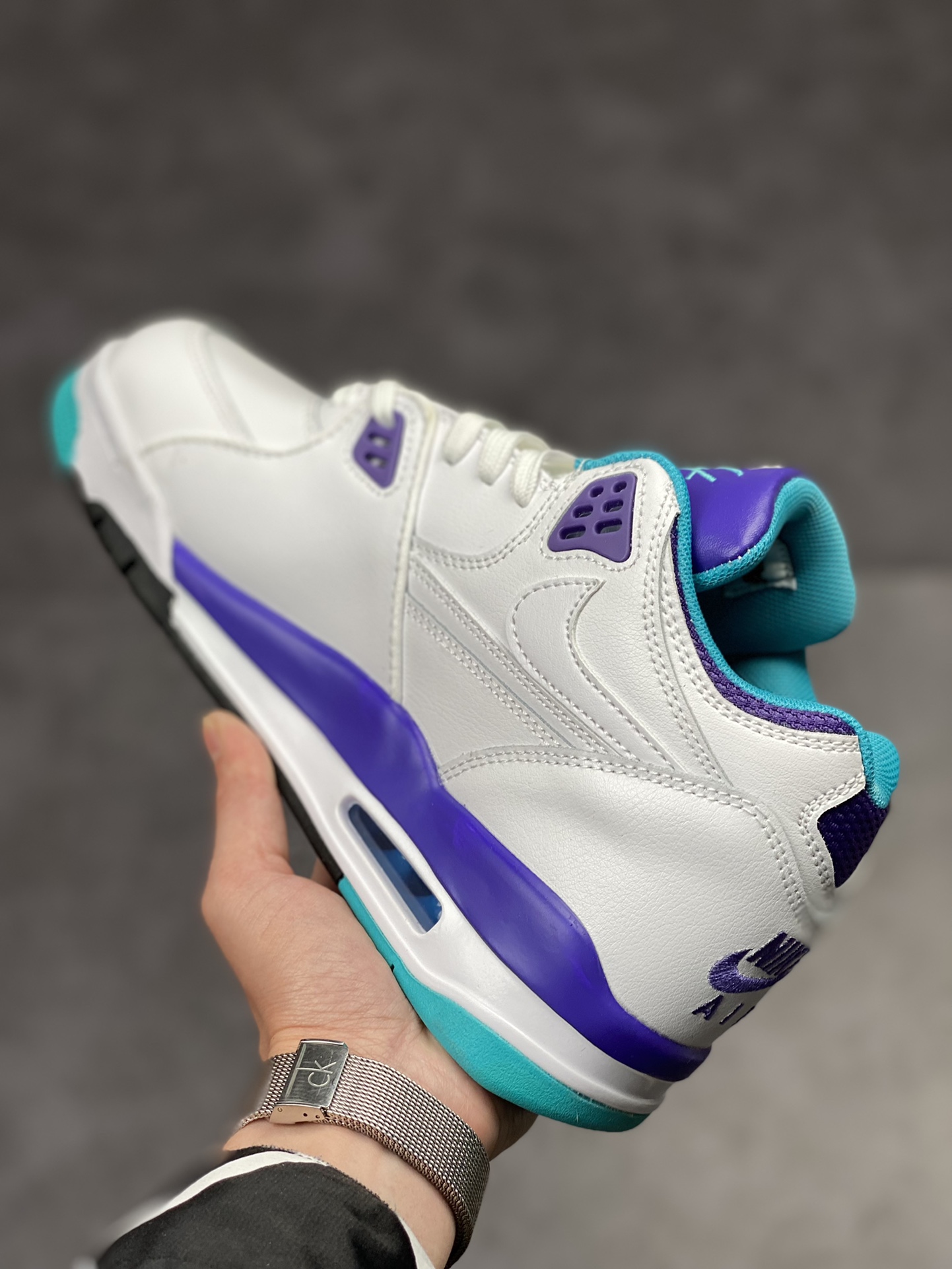 230 Nike Air Flight 89 皮革高帮复古篮球鞋 306252-113