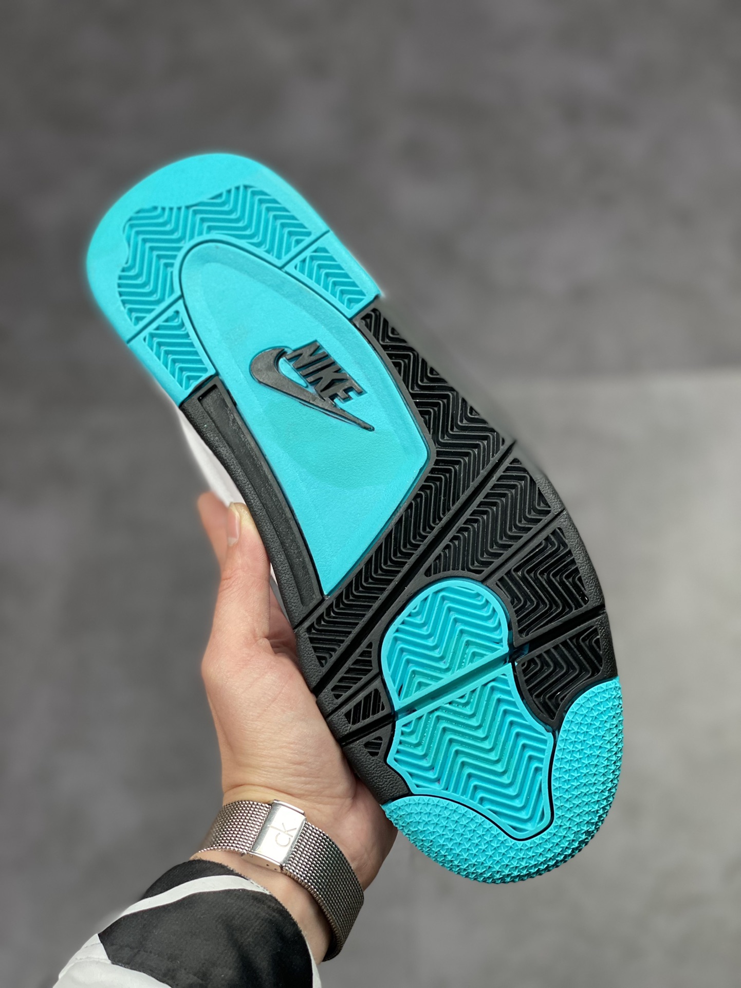 230 Nike Air Flight 89 皮革高帮复古篮球鞋 306252-113