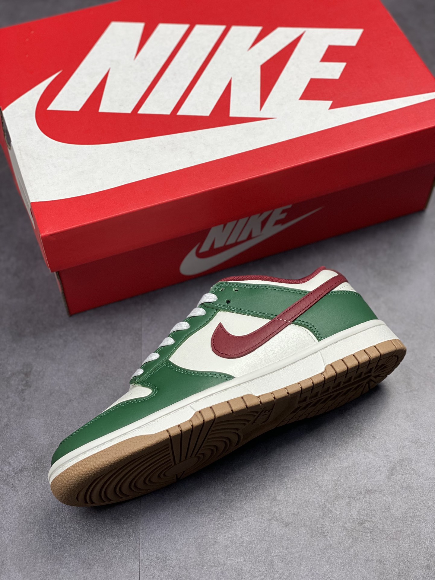 260 Nike SB Dunk Low ”Gorge Green”白绿拼接 FB7160-161