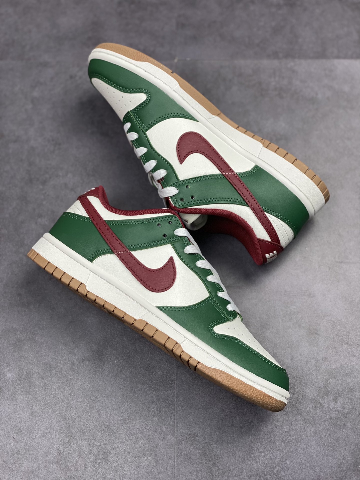 260 Nike SB Dunk Low ”Gorge Green”白绿拼接 FB7160-161