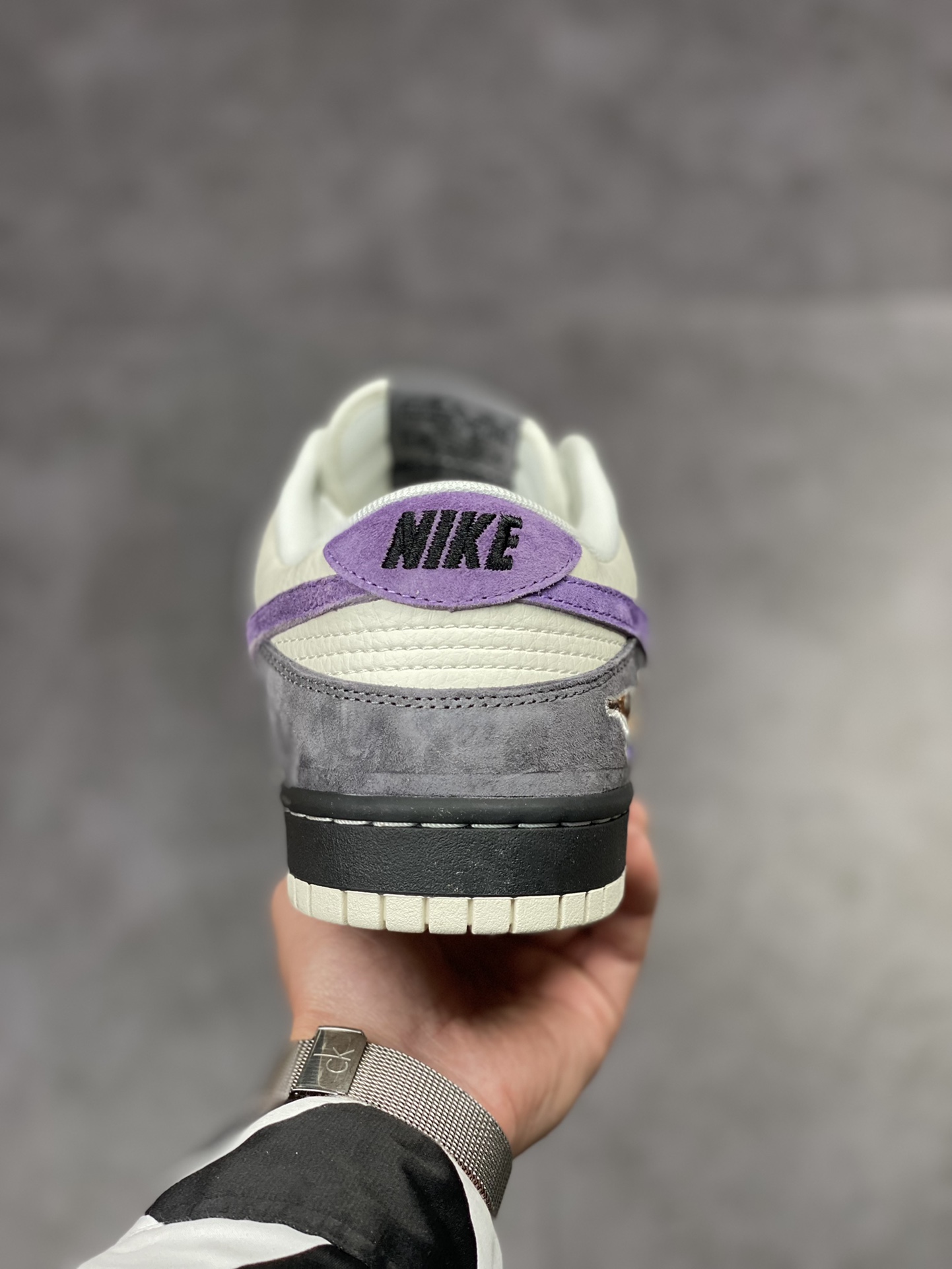 320 Nike SB Dunk Low 大友克洋 麂皮紫鸽子 UT7790-332