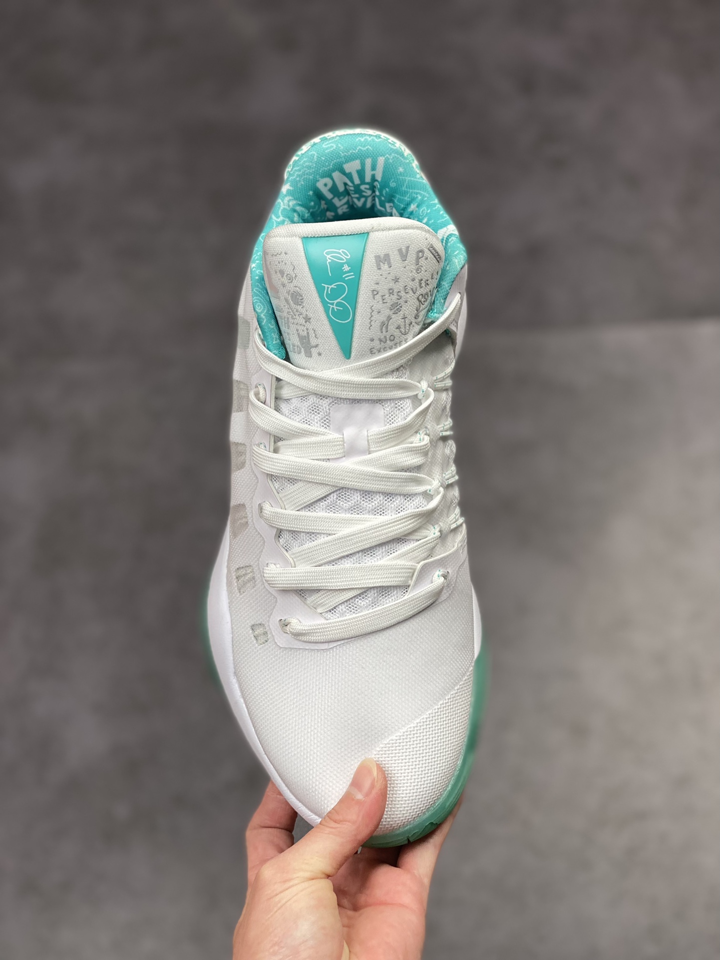 320 Nike Hyperdunk HD2016 Low 实战篮球鞋 869484-999