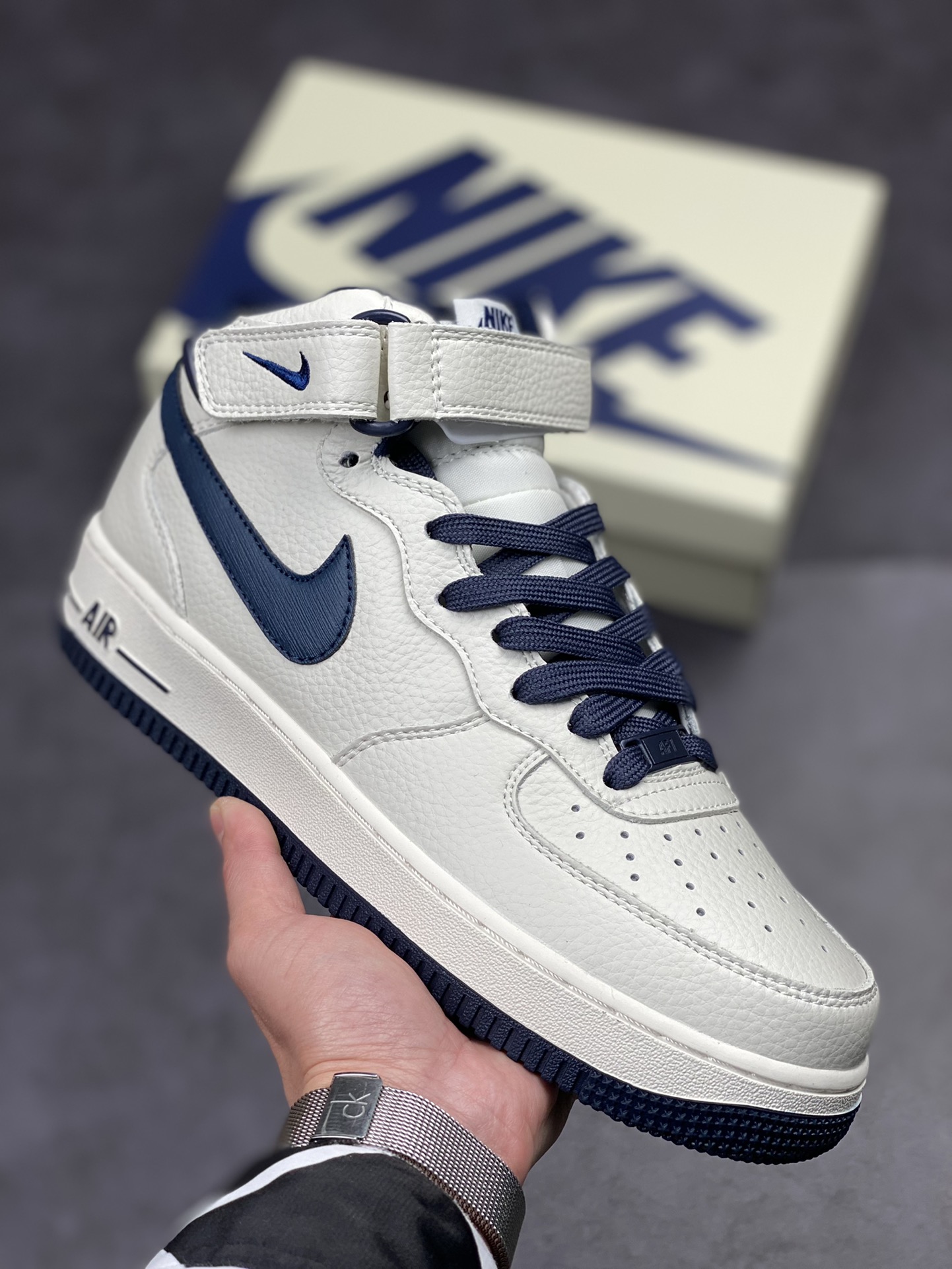 250 Nike Air Force 1 Mid 07 米深蓝 PA0920-508