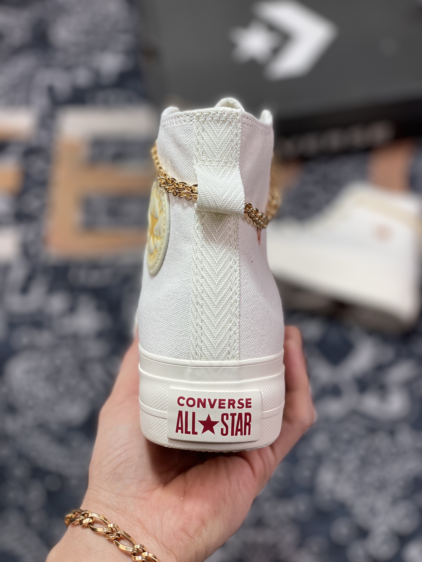 160  匡威Converse 2023情人节限定款 黑色搭配金属鞋扣 白A04453C / 黑A05138C