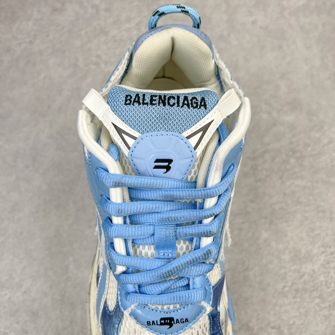 图片[5]-💰460 ＃VG零售版 BALENCIAGA Runner Sneaker 巴黎世家七代慢跑系列低帮复古野跑潮流运动鞋老爹鞋 尼龙和网布材质 磨损效果 鞋头边缘印有尺码 背面浮印尺码 外侧印有跑者徽标 鞋舌刺绣 Balenciaga 品牌标识 鞋跟背面 Balenciaga品牌标识 材质采用65%聚氨酯、35%聚酯纤维 全新 Runner 鞋型轮廓借鉴于 2000 年初的复古线条 搭载大网眼面料制成鞋面基础，由粉色、白色尼龍与橡胶质地覆盖鞋面诠释线条感 当中透过几道手缝线与折损痕更是精准的掌握历经时间淬炼的破旧痕迹 延续其手法至鞋领、鞋跟、鞋带、中底等部分均饰有破损及脏污之貌 尤其是鞋领处与鞋带孔眼条更是采用不规则做旧技术将内容物泡棉随机露出 尺码：35 36 37 38 39 40 41 42 43 44 45 46 编码：by5936030-运动鞋