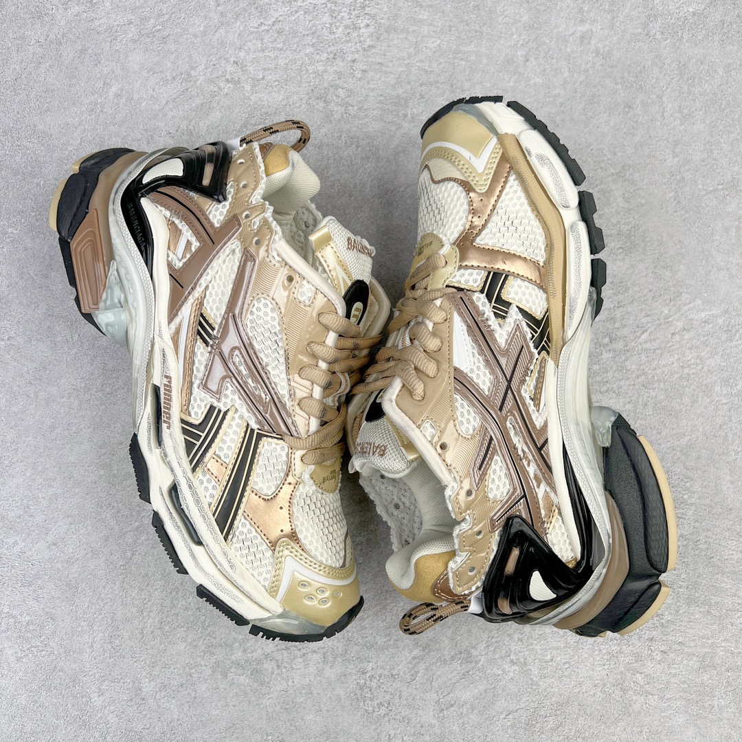 图片[3]-💰460 ＃VG零售版 BALENCIAGA Runner Sneaker 巴黎世家七代慢跑系列低帮复古野跑潮流运动鞋老爹鞋 尼龙和网布材质 磨损效果 鞋头边缘印有尺码 背面浮印尺码 外侧印有跑者徽标 鞋舌刺绣 Balenciaga 品牌标识 鞋跟背面 Balenciaga品牌标识 材质采用65%聚氨酯、35%聚酯纤维 全新 Runner 鞋型轮廓借鉴于 2000 年初的复古线条 搭载大网眼面料制成鞋面基础，由粉色、白色尼龍与橡胶质地覆盖鞋面诠释线条感 当中透过几道手缝线与折损痕更是精准的掌握历经时间淬炼的破旧痕迹 延续其手法至鞋领、鞋跟、鞋带、中底等部分均饰有破损及脏污之貌 尤其是鞋领处与鞋带孔眼条更是采用不规则做旧技术将内容物泡棉随机露出 尺码：35 36 37 38 39 40 41 42 43 44 45 46 编码：by5936030-运动鞋