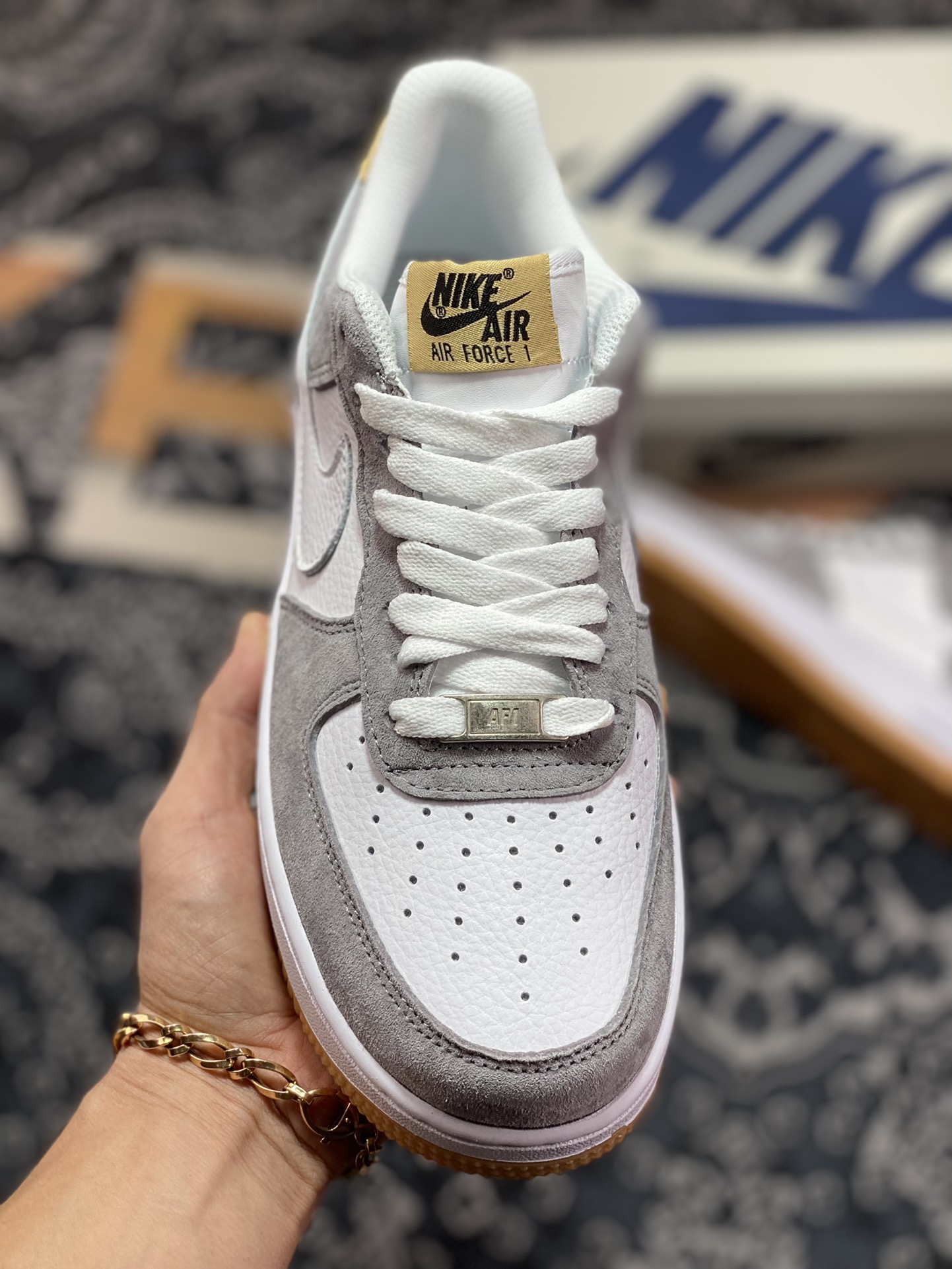 Nike Air Force 1′07 Low Suede ”White/Grey/Yellow” Air Force One sneakers ”stitched white dark gray yellow earth” DE0099-005