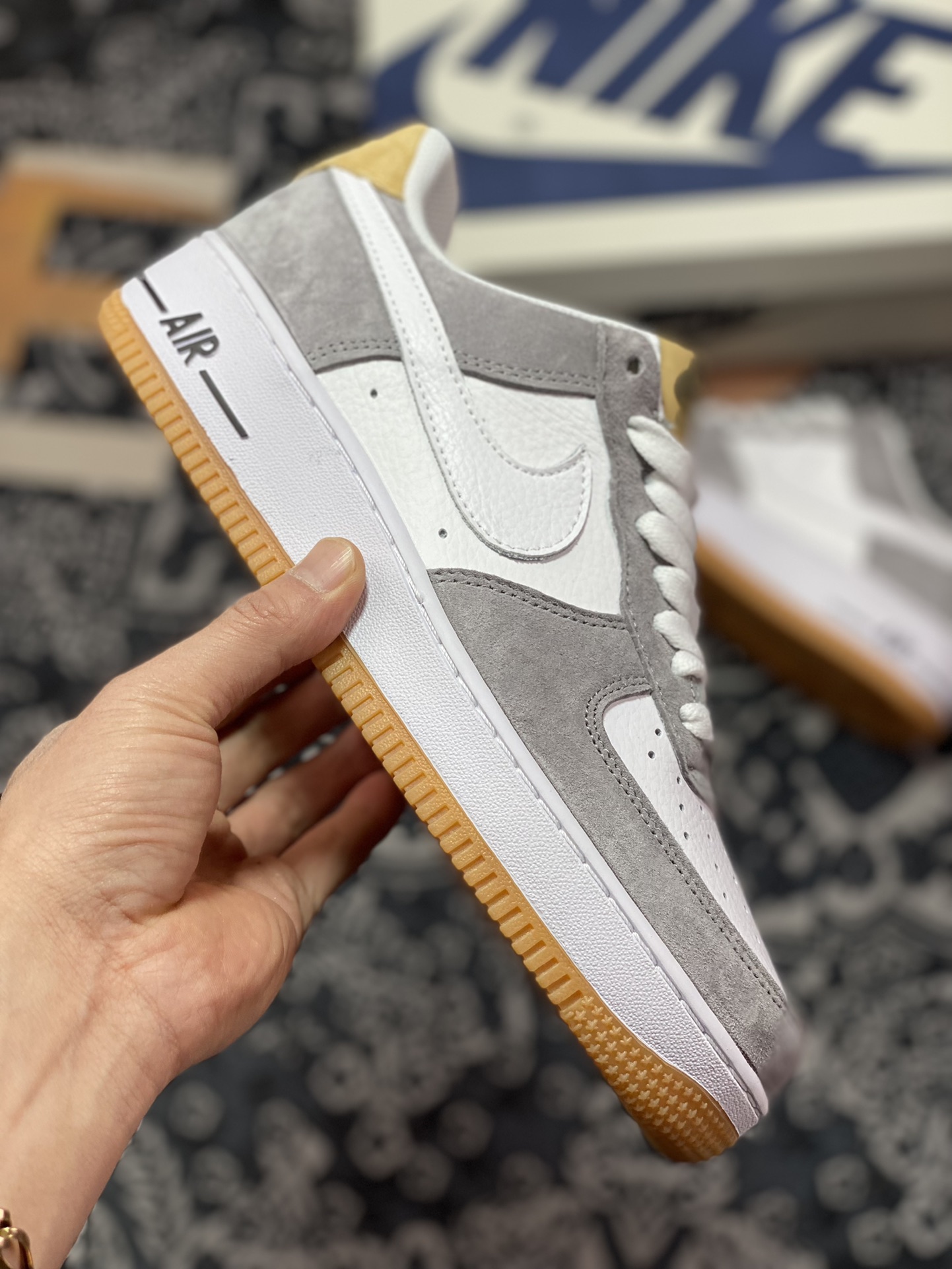 Nike Air Force 1′07 Low Suede ”White/Grey/Yellow” Air Force One sneakers ”stitched white dark gray yellow earth” DE0099-005