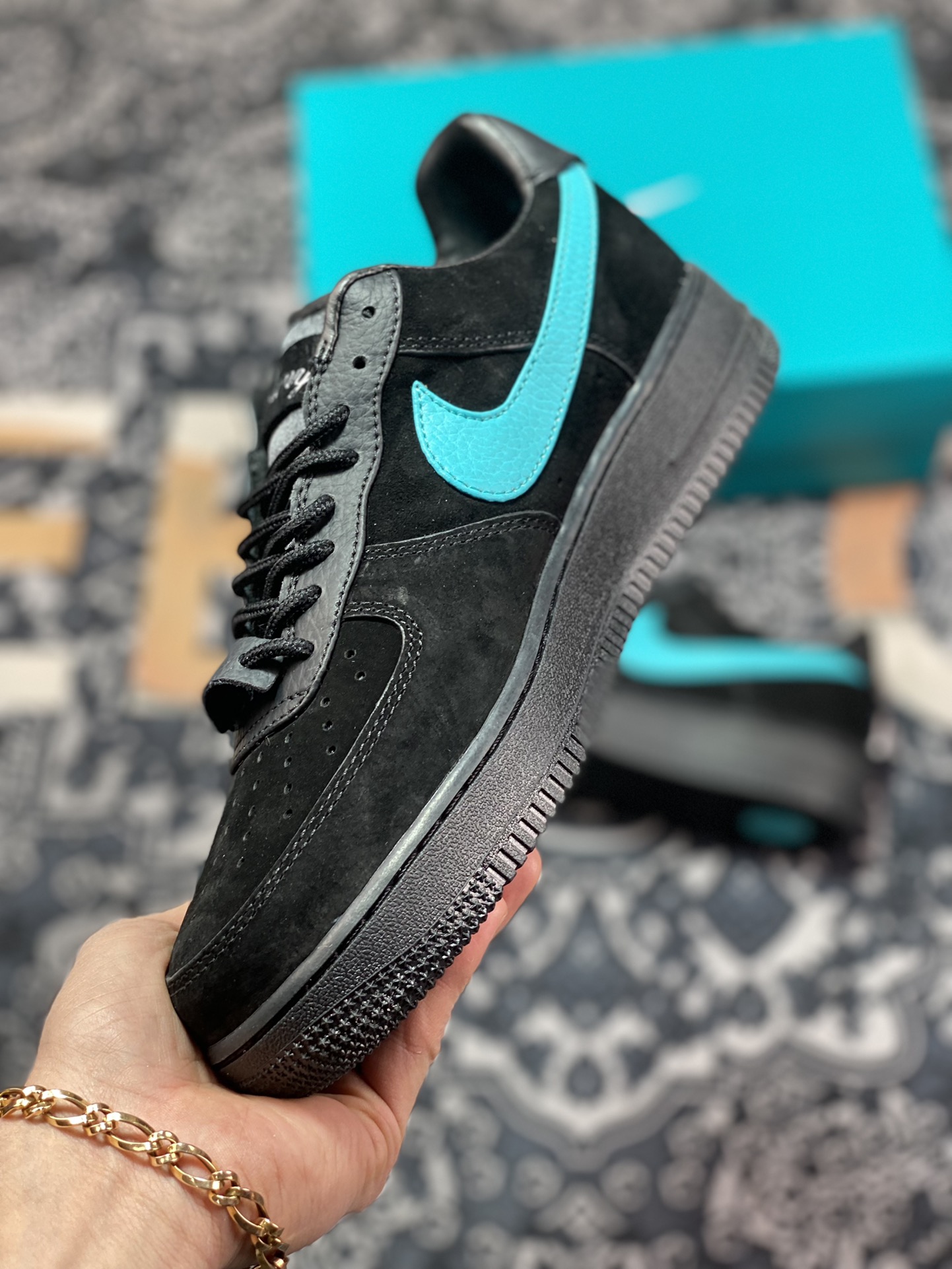 Tiffany & Co. x Nike Air Force 1 Low SP ”1837” Air Force 1 sneakers ”Co-branded black Tiffany blue” DZ1382-001