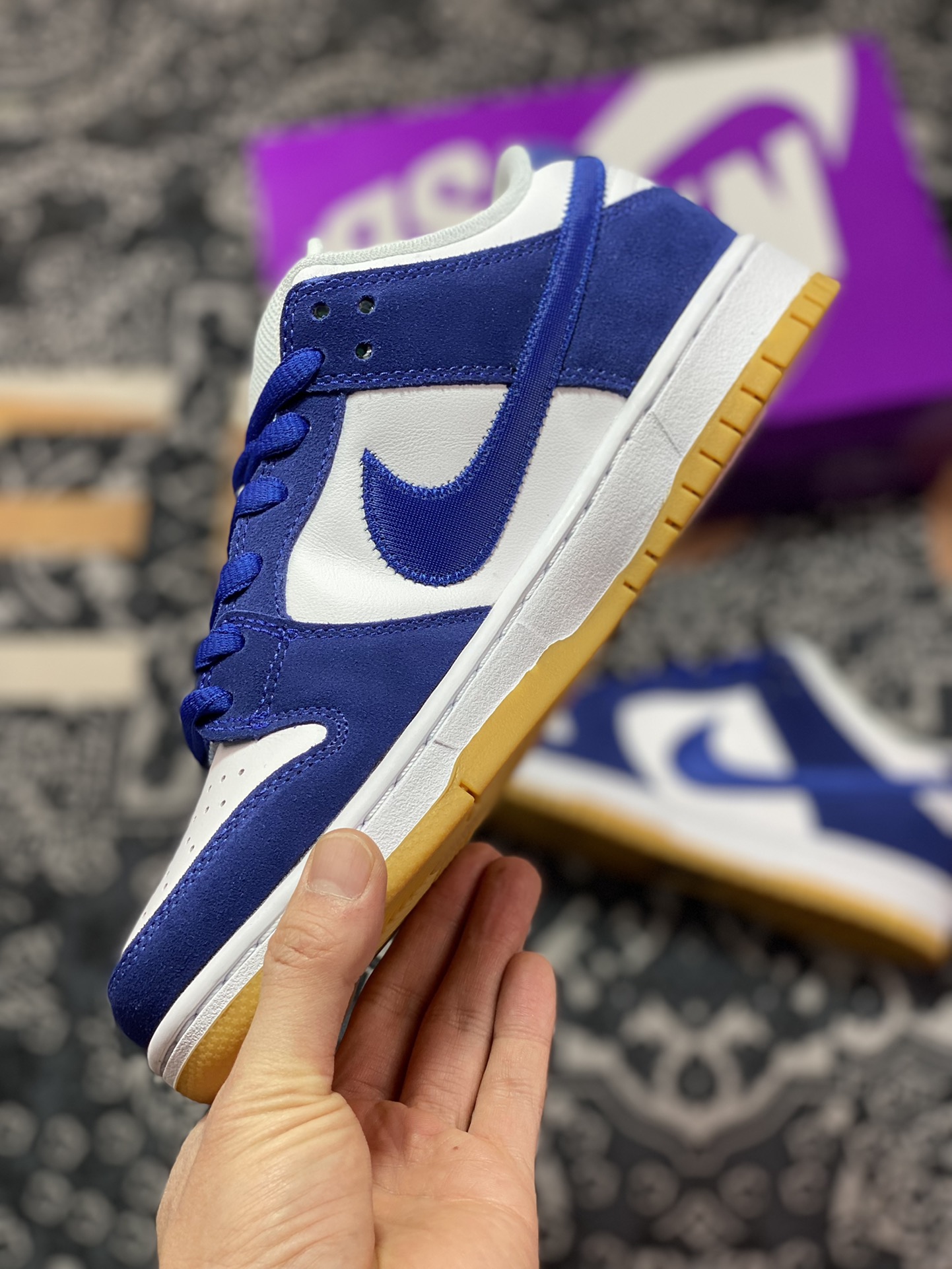 220 Nike SB Dunk Low “Los Angeles Dodgers” 洛杉矶道奇 DO9395-400