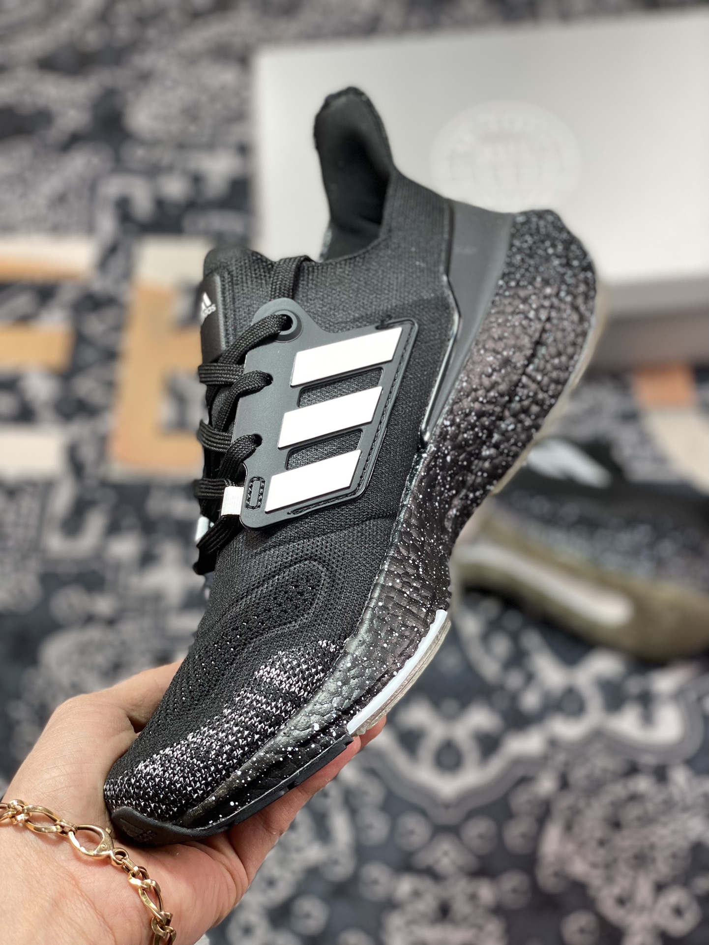 200  阿迪达斯Adidas Pure Boost 2022"Black/White inkjet"22版纯系列低帮慢跑鞋“针织黑白喷墨”HP3310