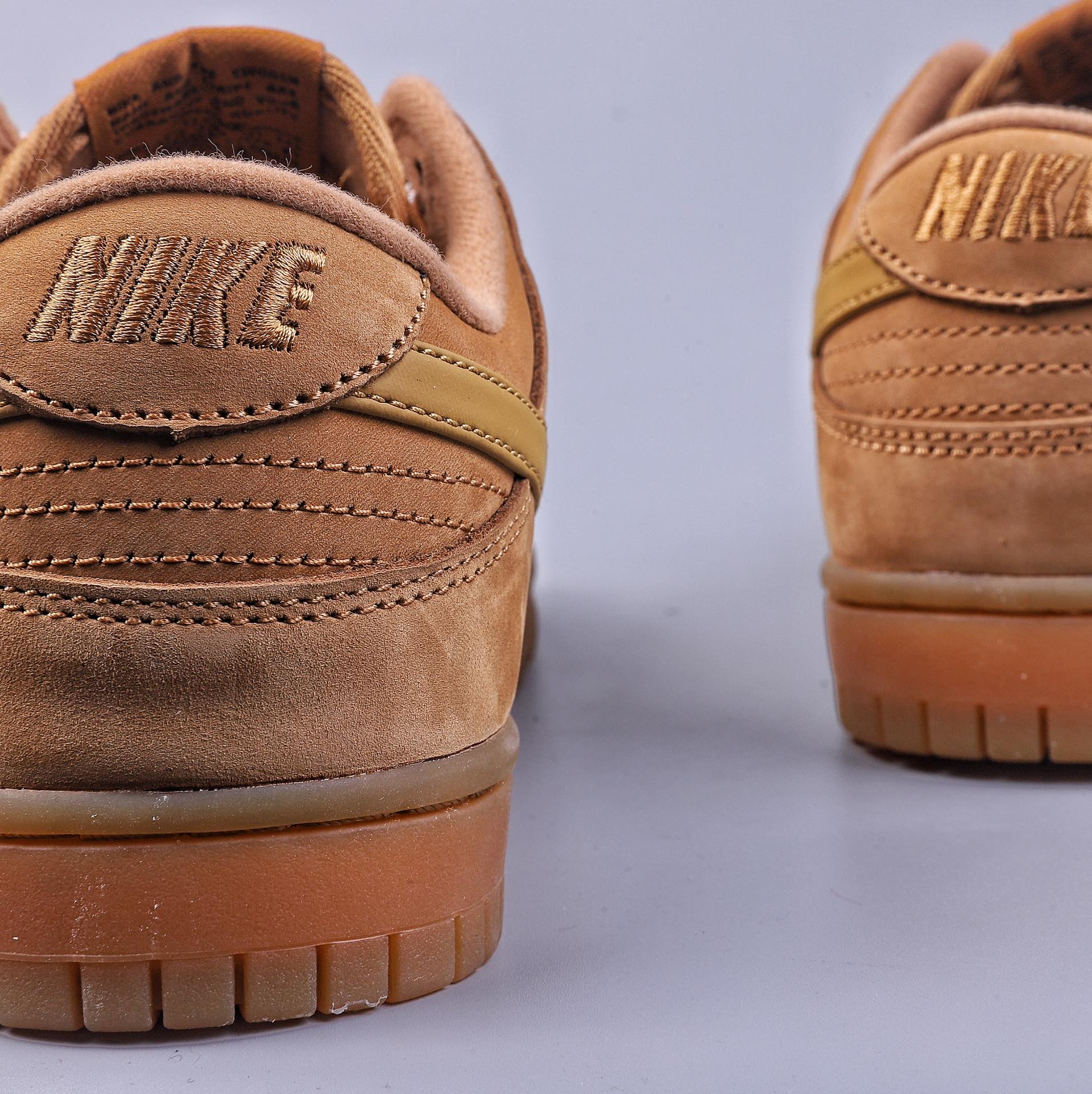 240 Nike Dunk Low 小麦色 CJ9179-200