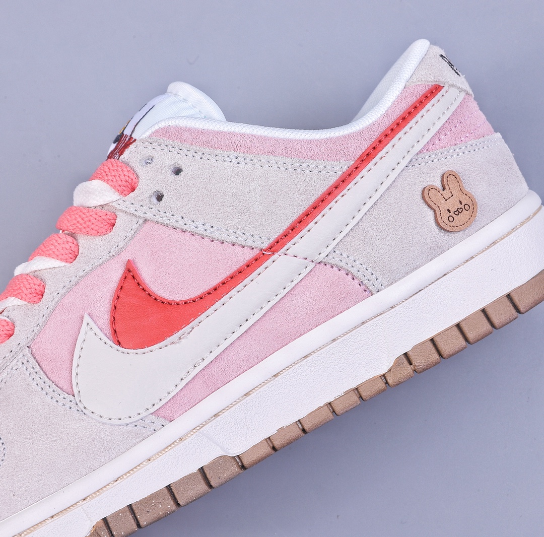 280 GTNK Dunk Low SE CNY 兔年限定 兔子饼干 DO9457-100