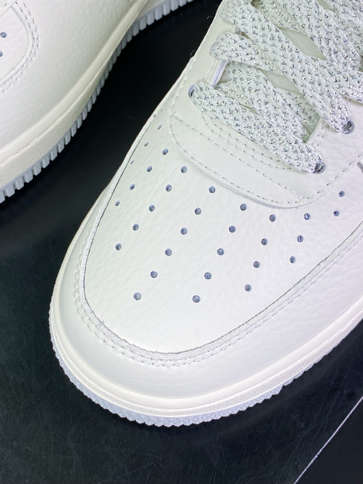 260 Air Force 1’07 Low”White/Grey/Silver”空军一号板鞋“皮革白灰银小钩”BM1996-033
