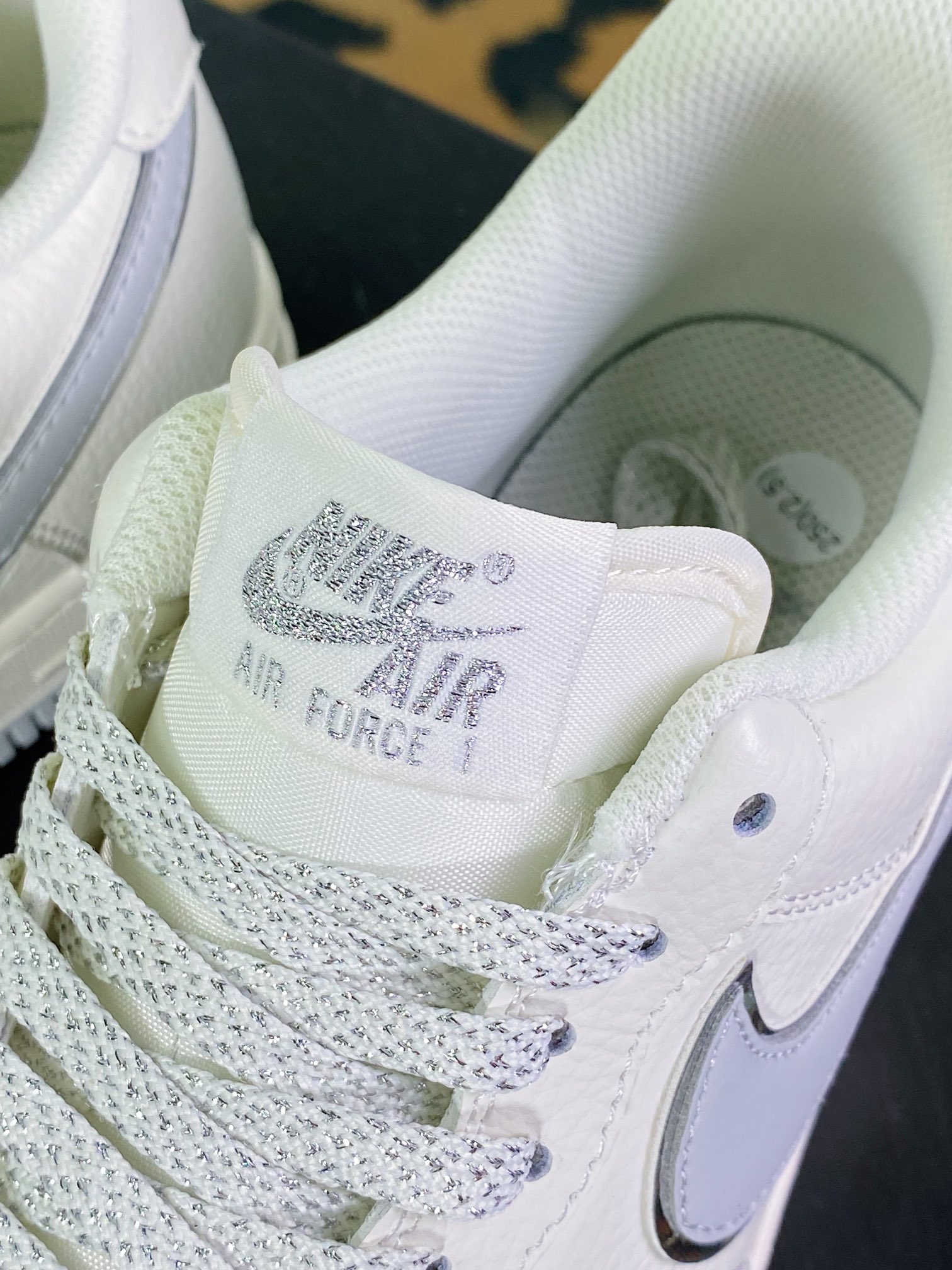 260 Air Force 1’07 Low”White/Grey/Silver”空军一号板鞋“皮革白灰银小钩”BM1996-033
