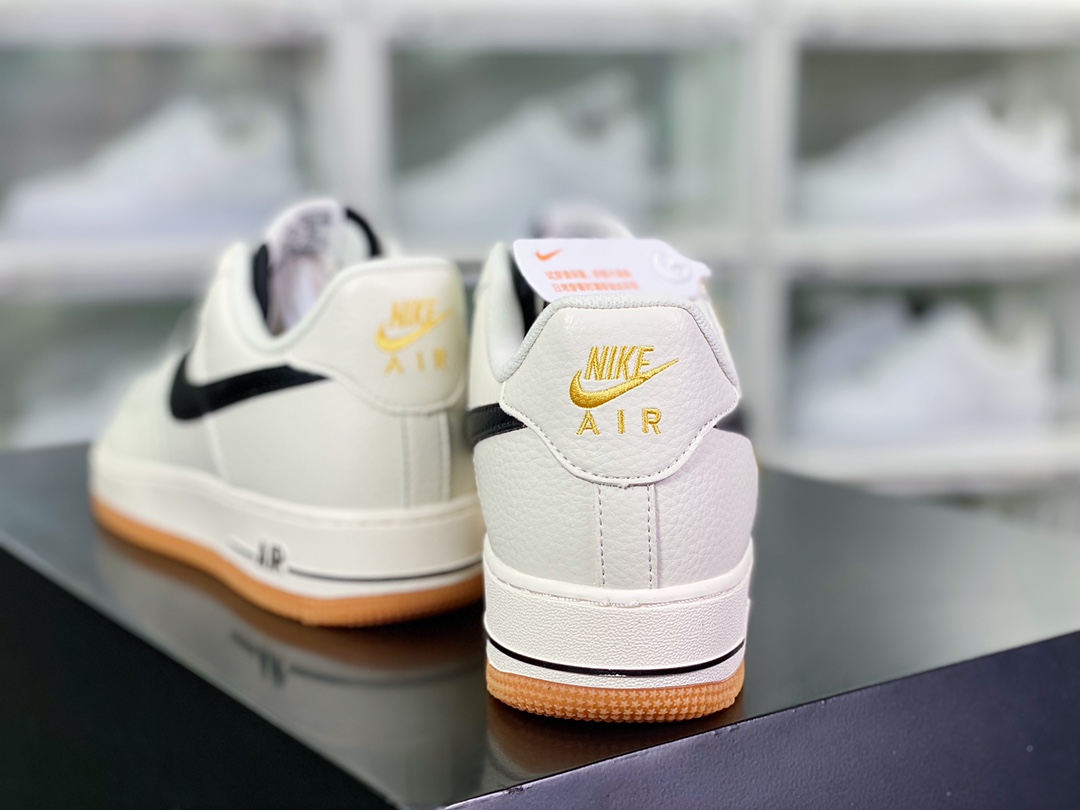 240 Air Force 1’07 Low”Milky White/Black/Gum”空军一号板鞋“皮革奶白黑生胶底”Ml2002-116