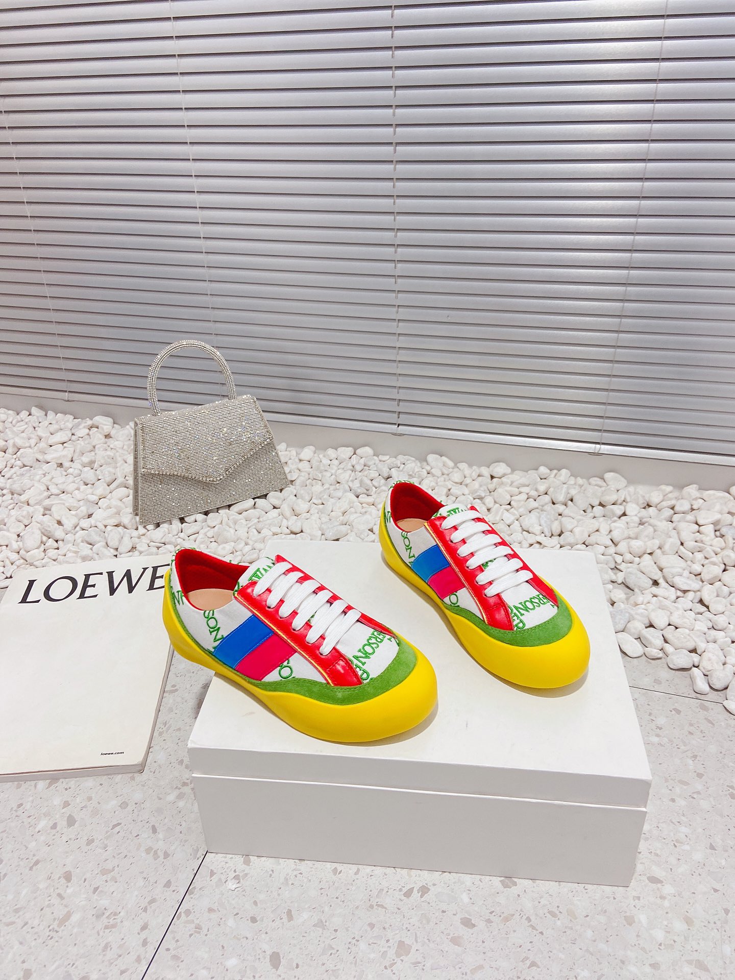 JW Anderson 2023SS Recreational Series: Innovative Design with High-Quality Materials and Comfort. - 图片 3