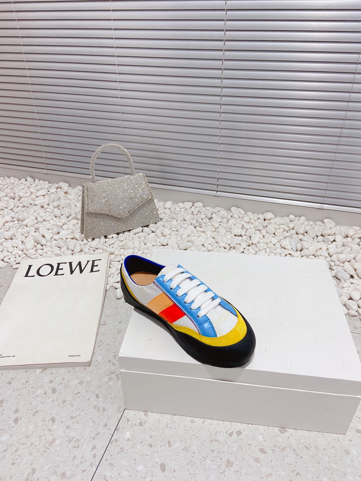 JW Anderson 2023SS Recreational Series: Innovative Design and High-Quality Materials - 图片 5