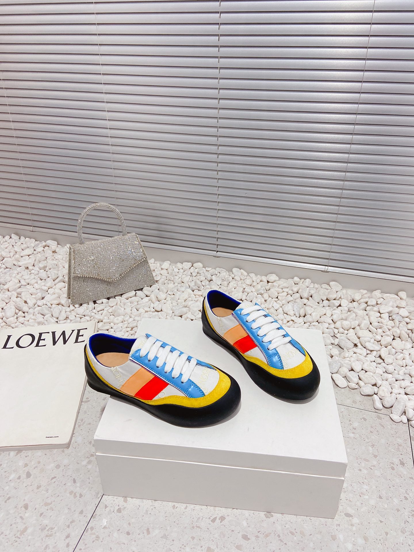 JW Anderson 2023SS Recreational Series: Innovative Design and High-Quality Materials - 图片 3