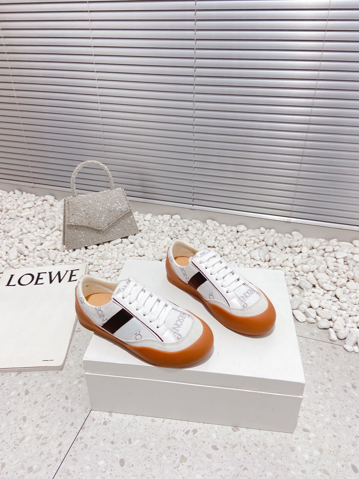 JW Anderson 2023SS Recreational Series: Innovative Design with High-Quality Materials and Original Details - 图片 3