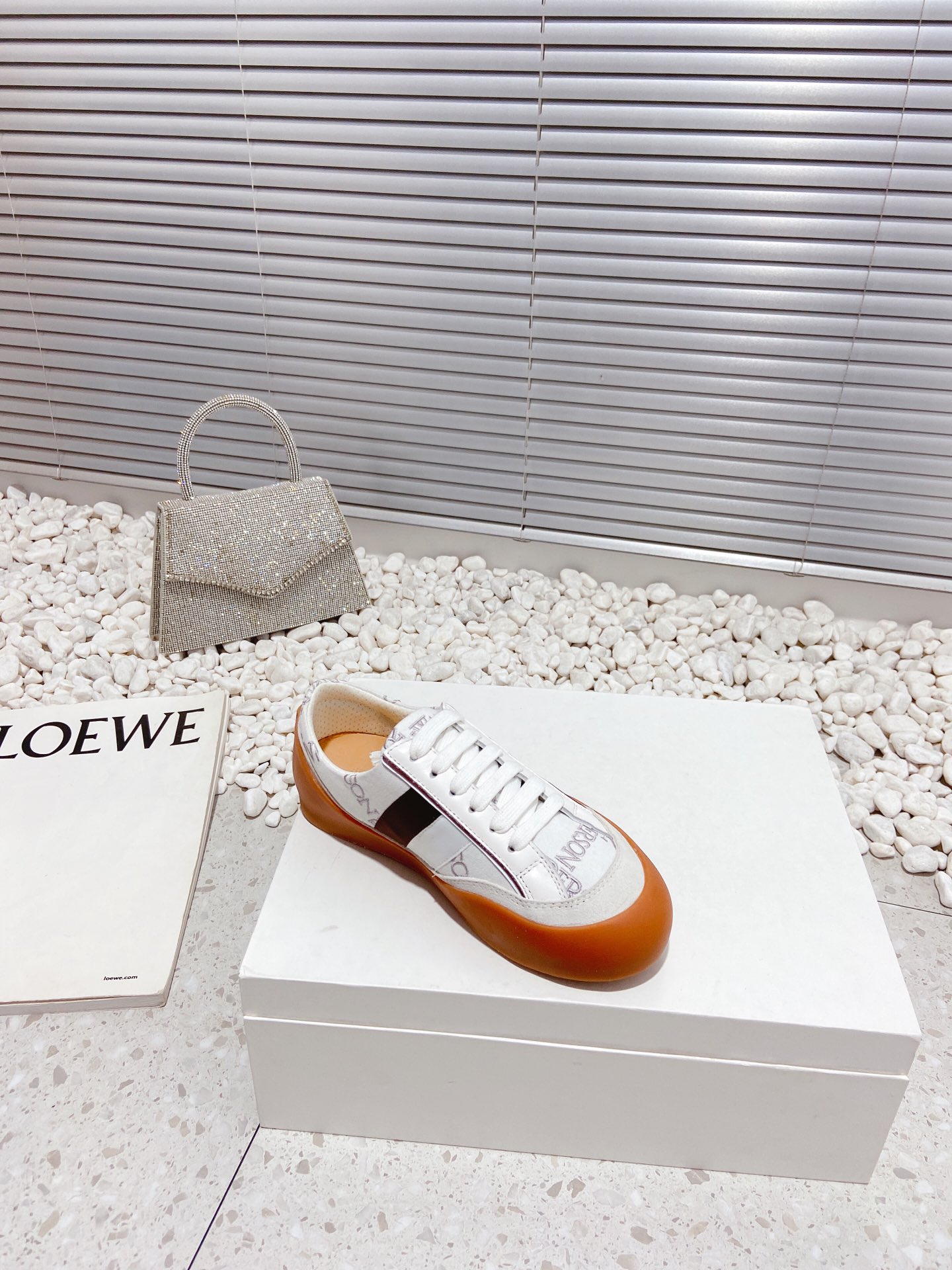 JW Anderson 2023SS Recreational Series: Innovative Design with High-Quality Materials and Original Details - 图片 5