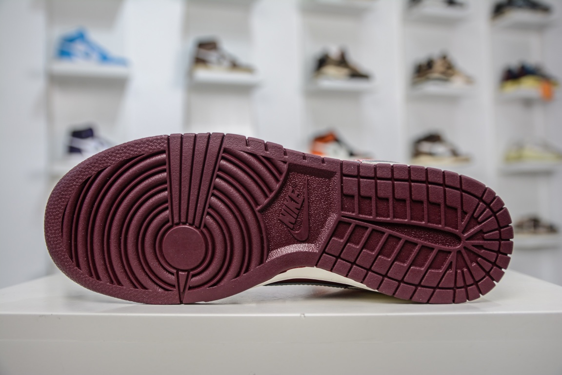 原装 Nike Dunk Low ”Night Maroon and Medium Soft Pink” 酒红 DR9705-100