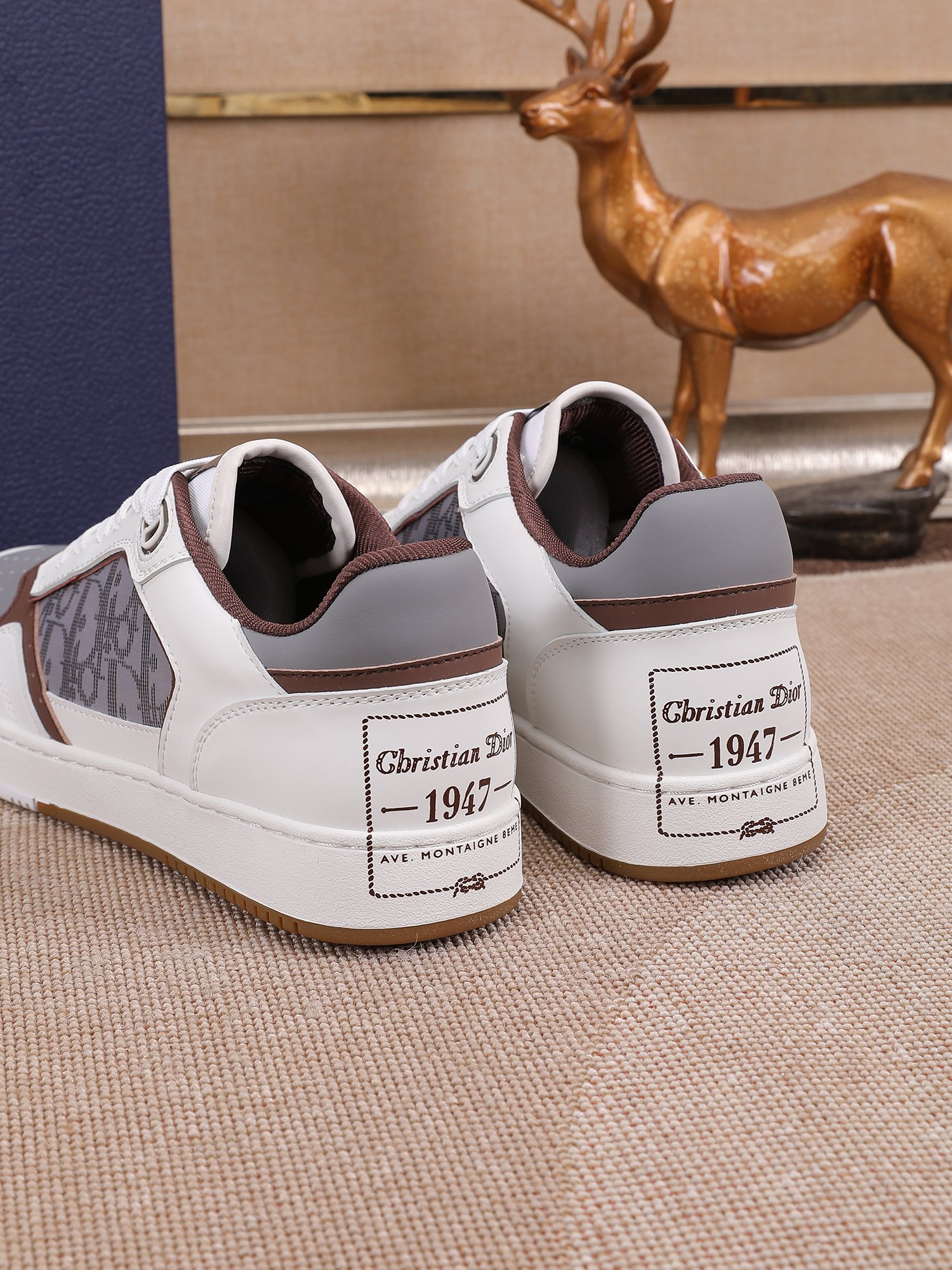 Dior Low-Top Sneakers in Leather with Oblique Print Laces, Sizes 38-44 4 a1678344028767 0252