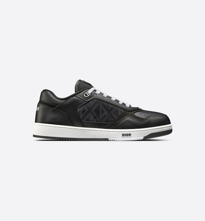 Dior Low-Top Sneakers in Black Leather with Oblique Print Laces, Size 38-44 2 a1678344200197 5261