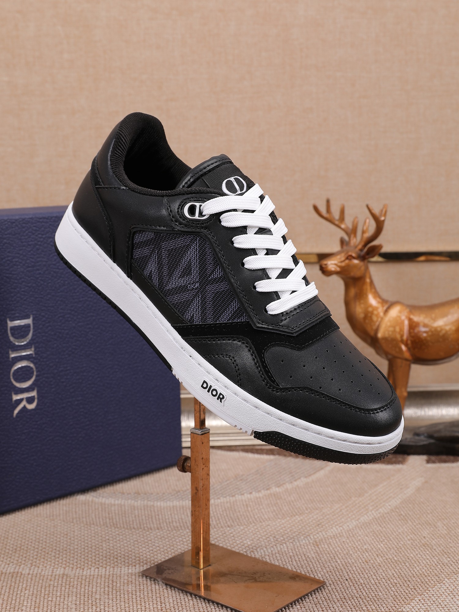Dior Low-Top Sneakers in Black Leather with Oblique Print Laces, Size 38-44 4 a1678344200490 0182