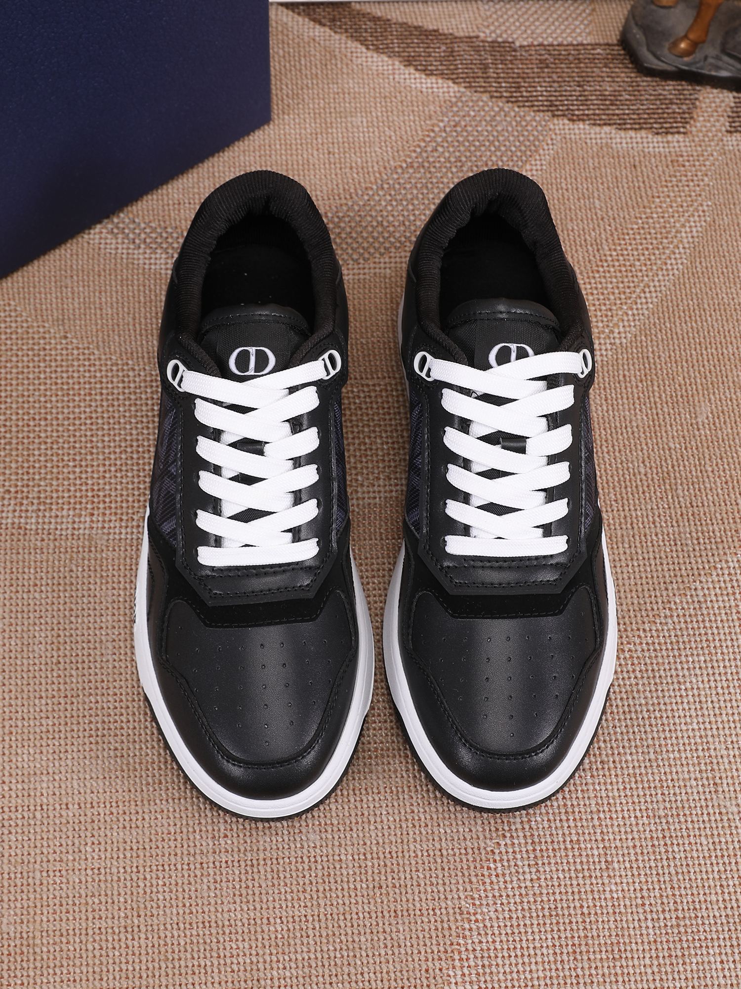Dior Low-Top Sneakers in Black Leather with Oblique Print Laces, Size 38-44 9 a1678344201231 7382