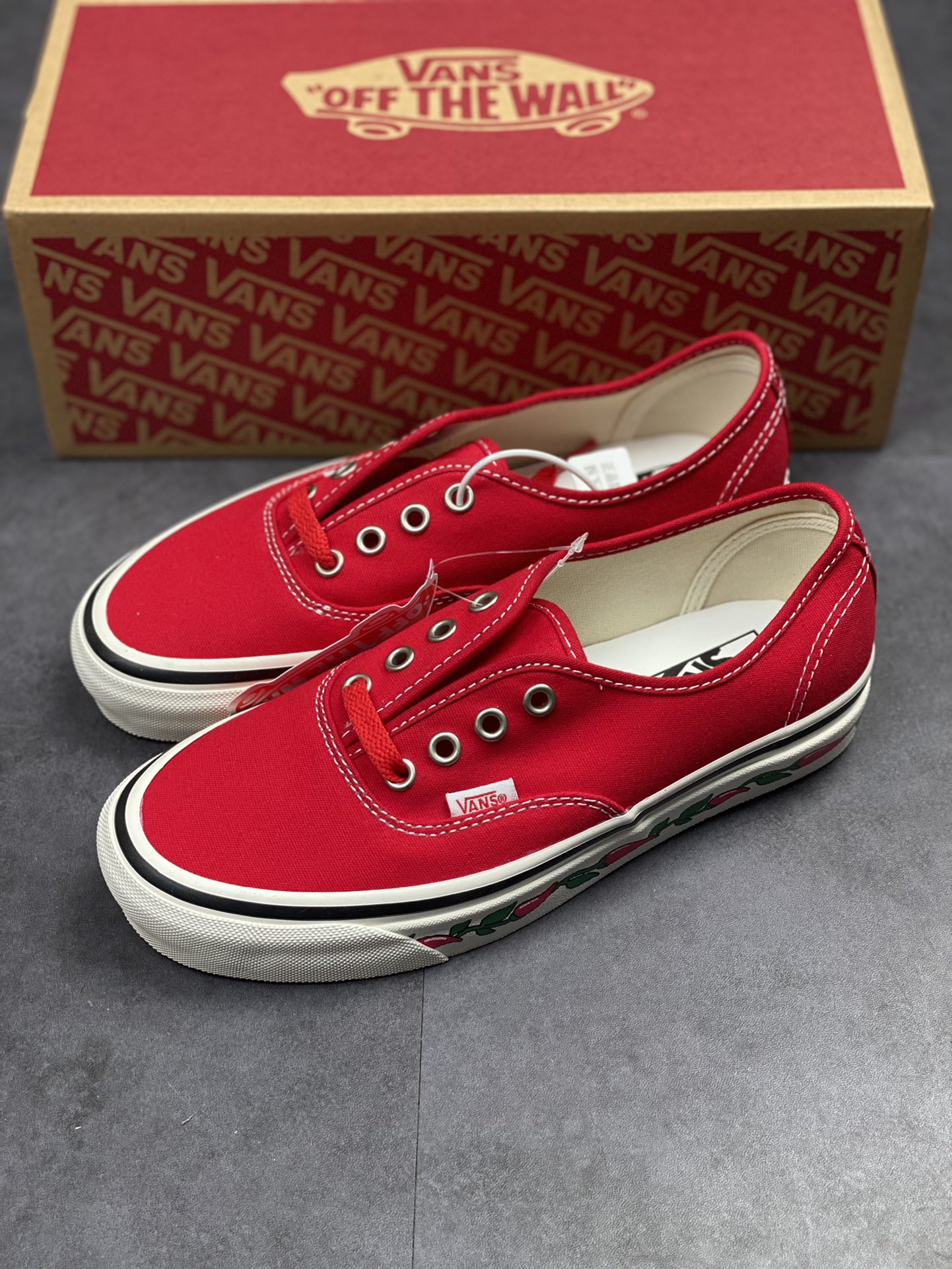 Vans Style 44 DX Anaheim retro red Valentine's Day personalized printed canvas shoes VN0A48VYFRK