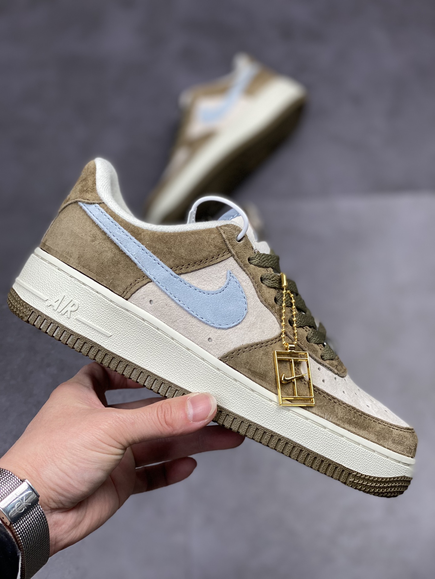 240 Nike Air Force 1 Low 07 青苔绿麂皮 ZB2121-101