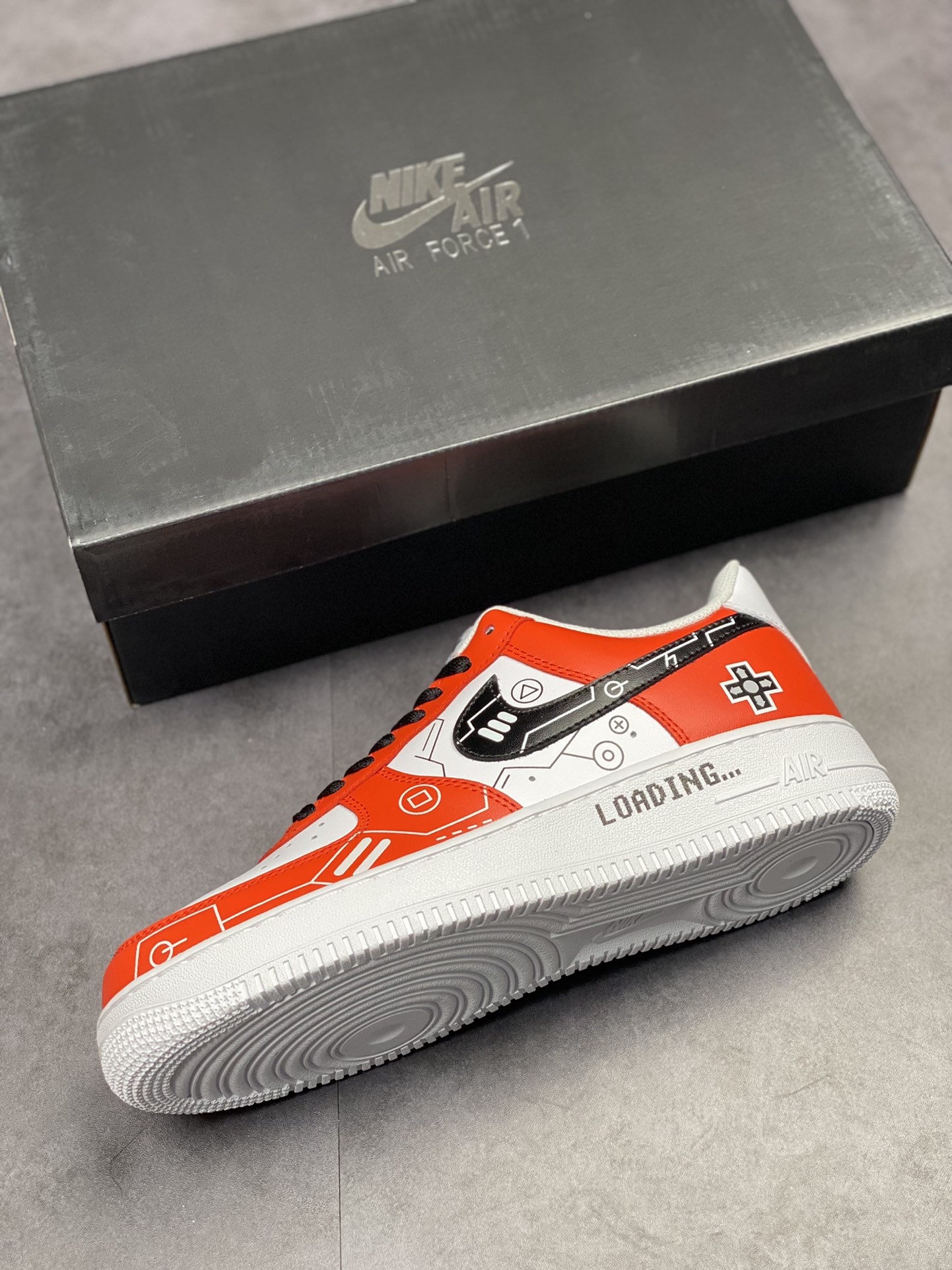 240 Nike Air Force 1 Low 07 白红电玩主题 CW2288-112