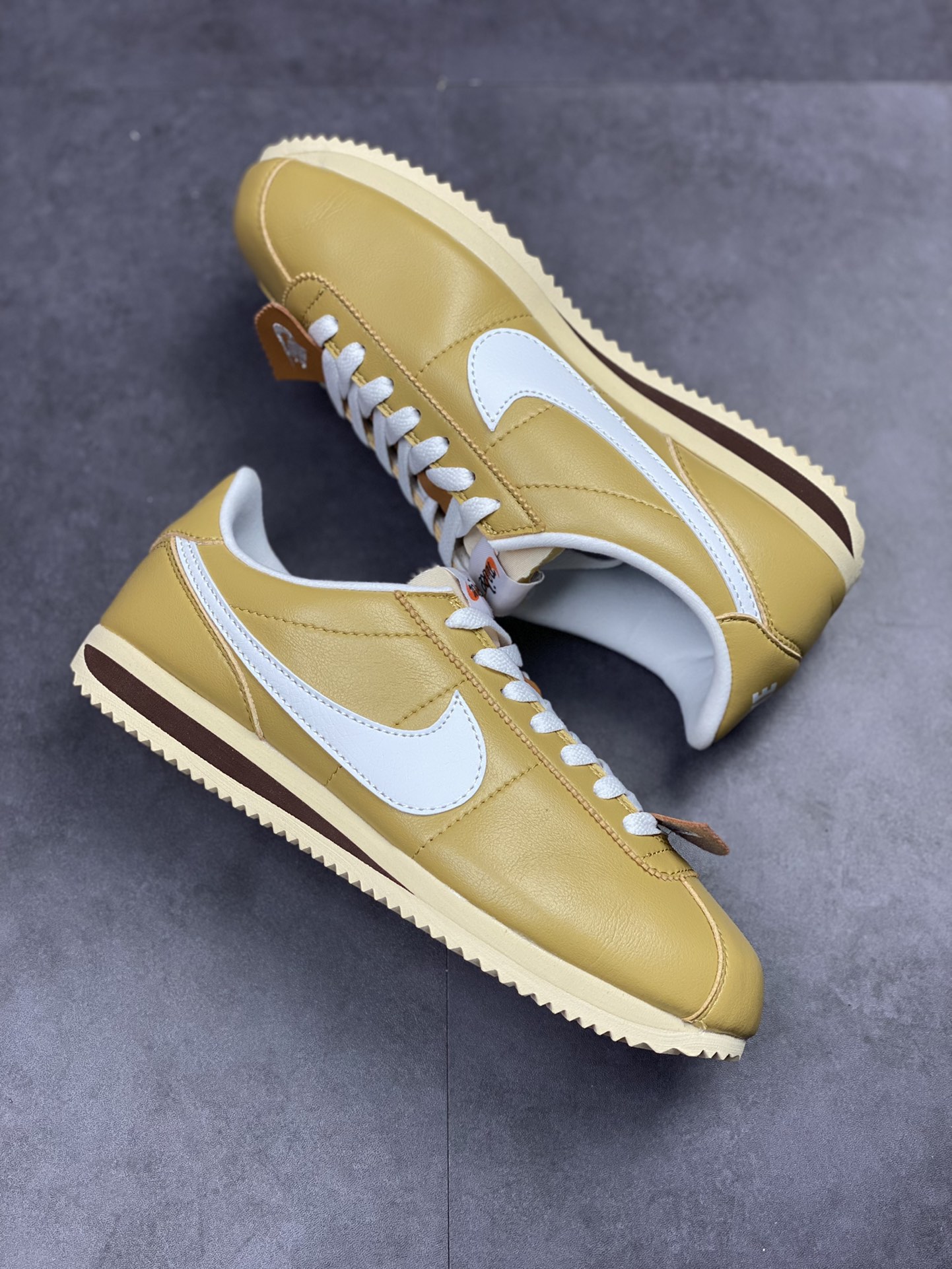150 Nike Classic Cortez Leather 经典阿甘 FD0400-725